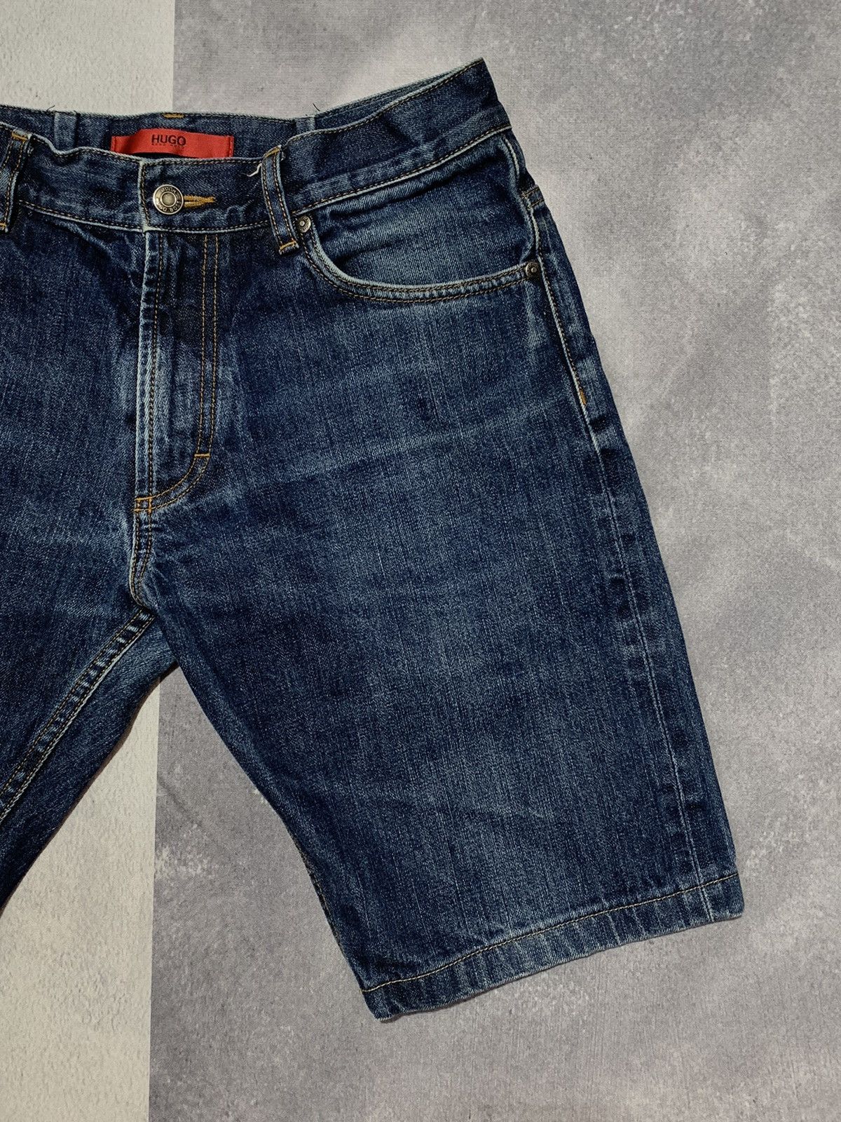 Hugo Boss × Vintage Vintage Y2K Hugo Boss denim shorts streetwear size 31 Size US 31 - 3 Thumbnail