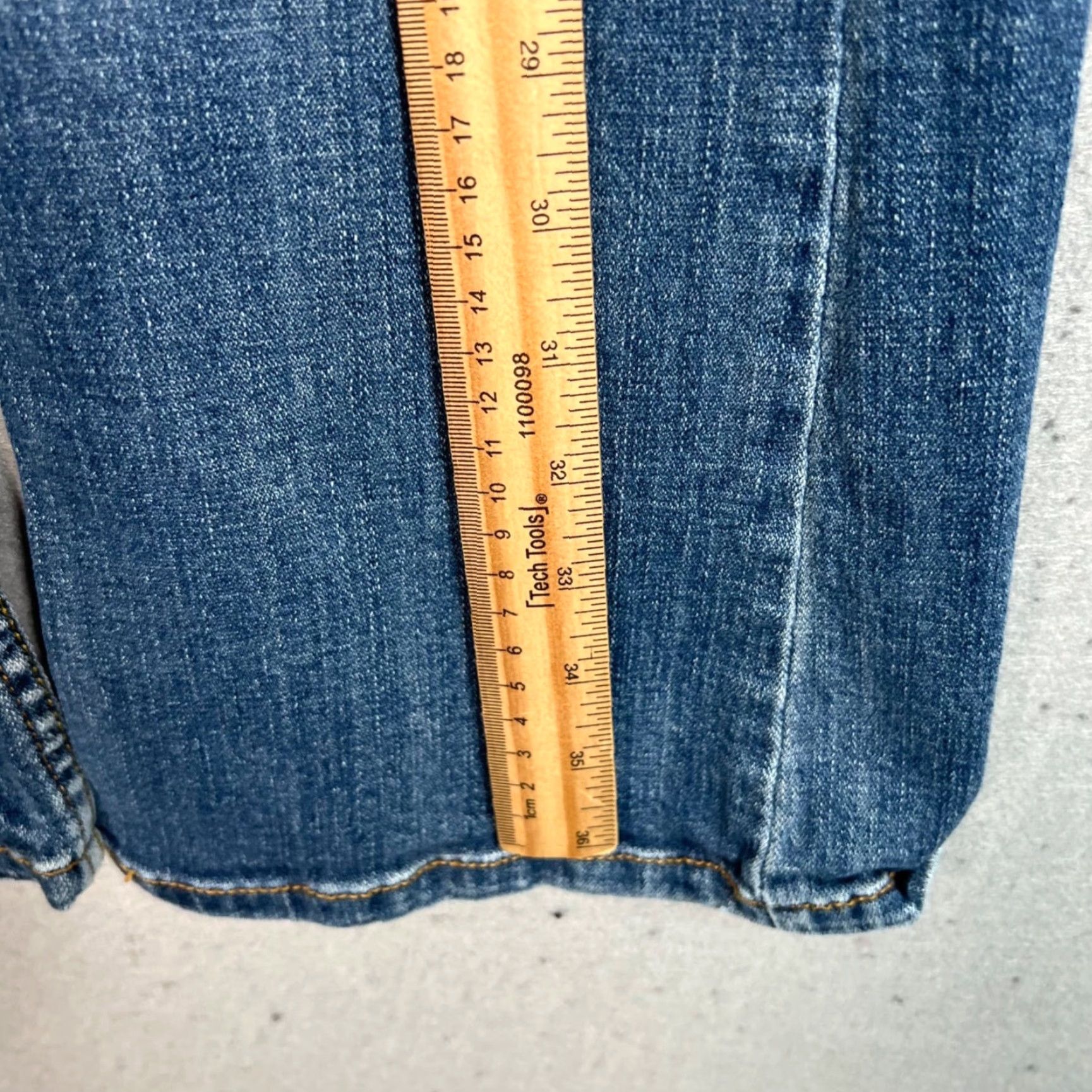 Levi's Levis 518 Superlow Bootcut Jeans Womens Size 28 in Waist Blue Denim Cotton Blend Size 28" / US 6 / IT 42 - 6 Thumbnail