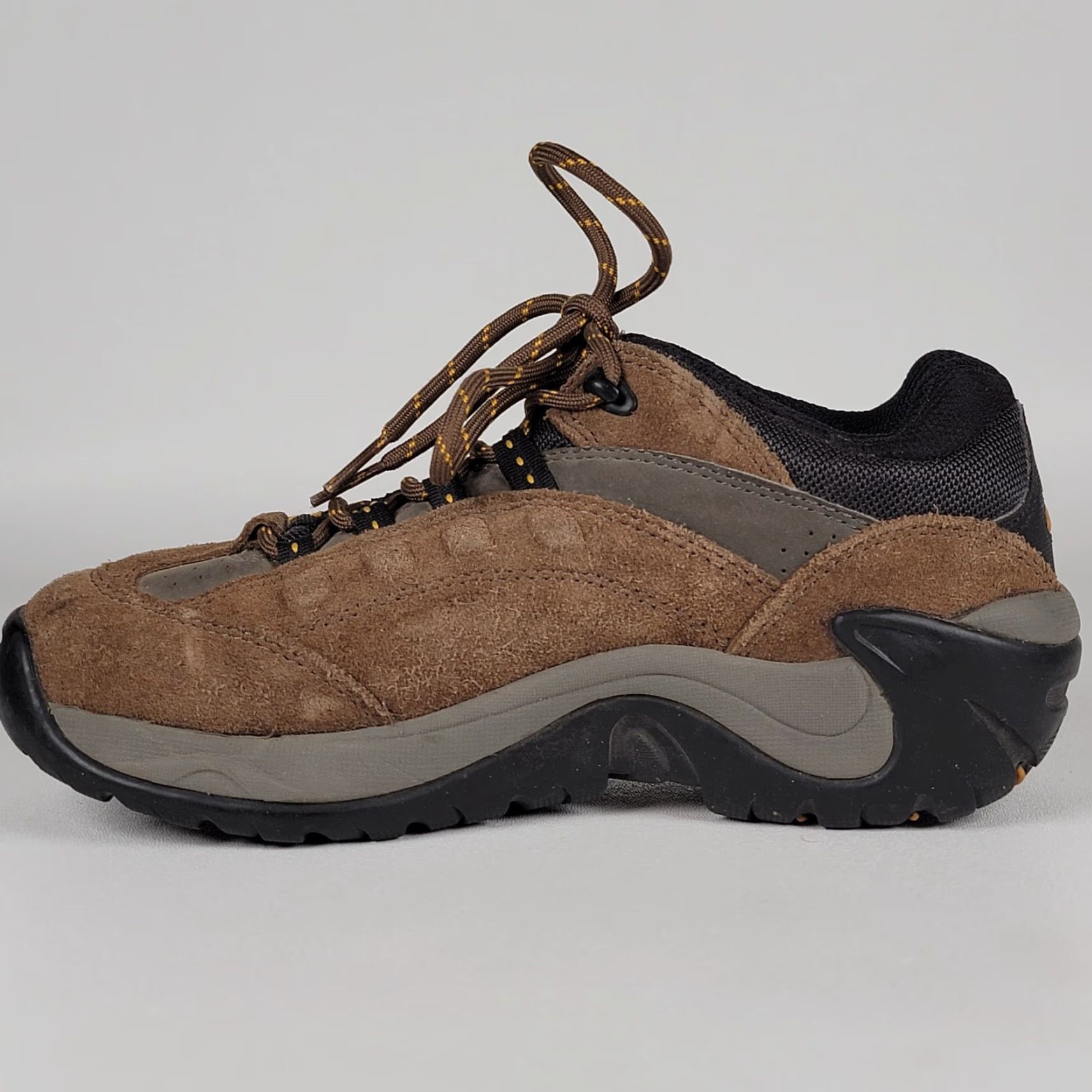 Vintage Hi-Tec Boots Womens 8 Brown Leather Lace Up Round Toe Breathable Combat All Seasons Size US 8 / IT 38 - 5 Thumbnail