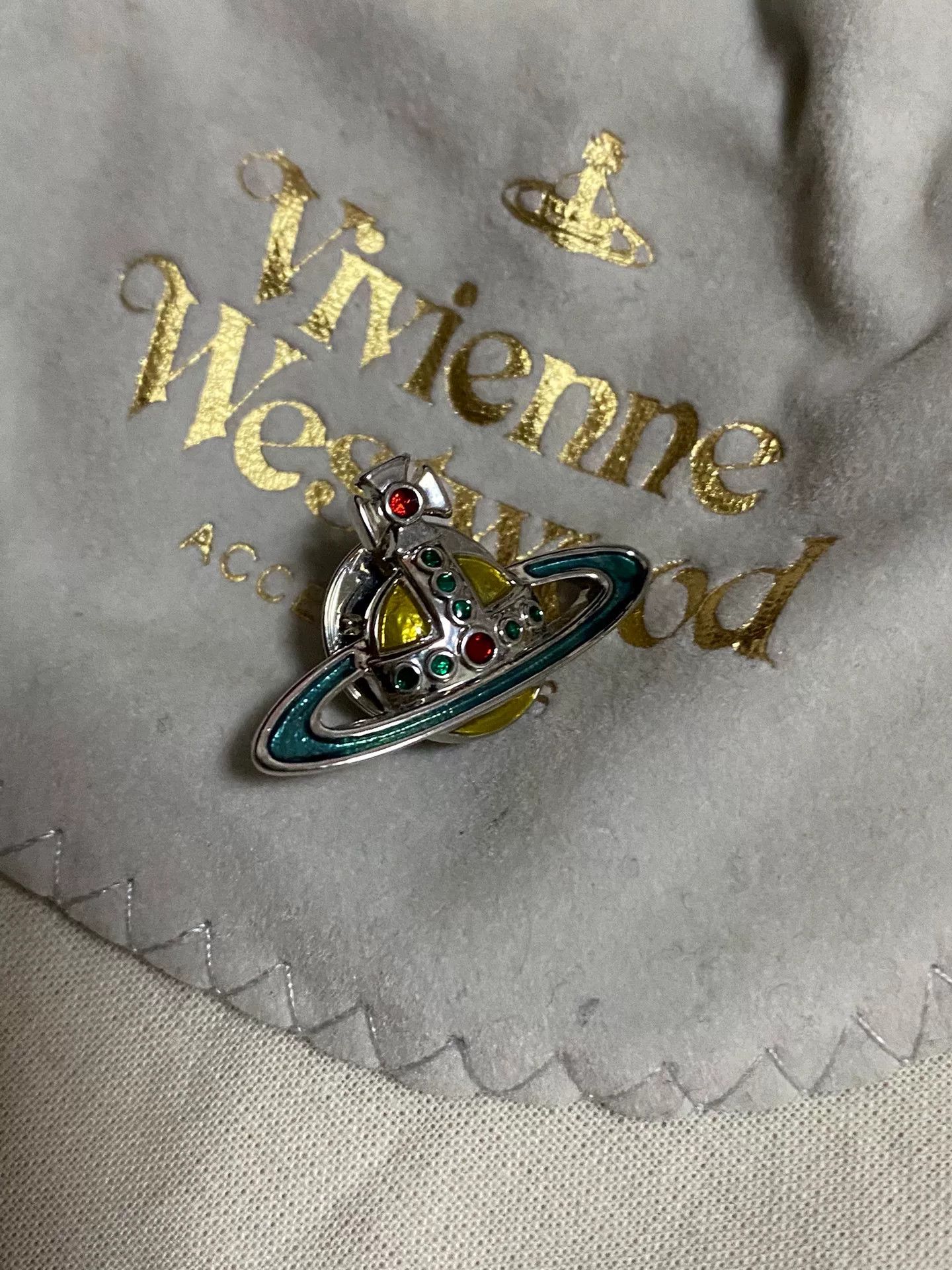 Vivienne Westwood Vivienne Westwood Vintage Badge Size ONE SIZE - 1 Thumbnail