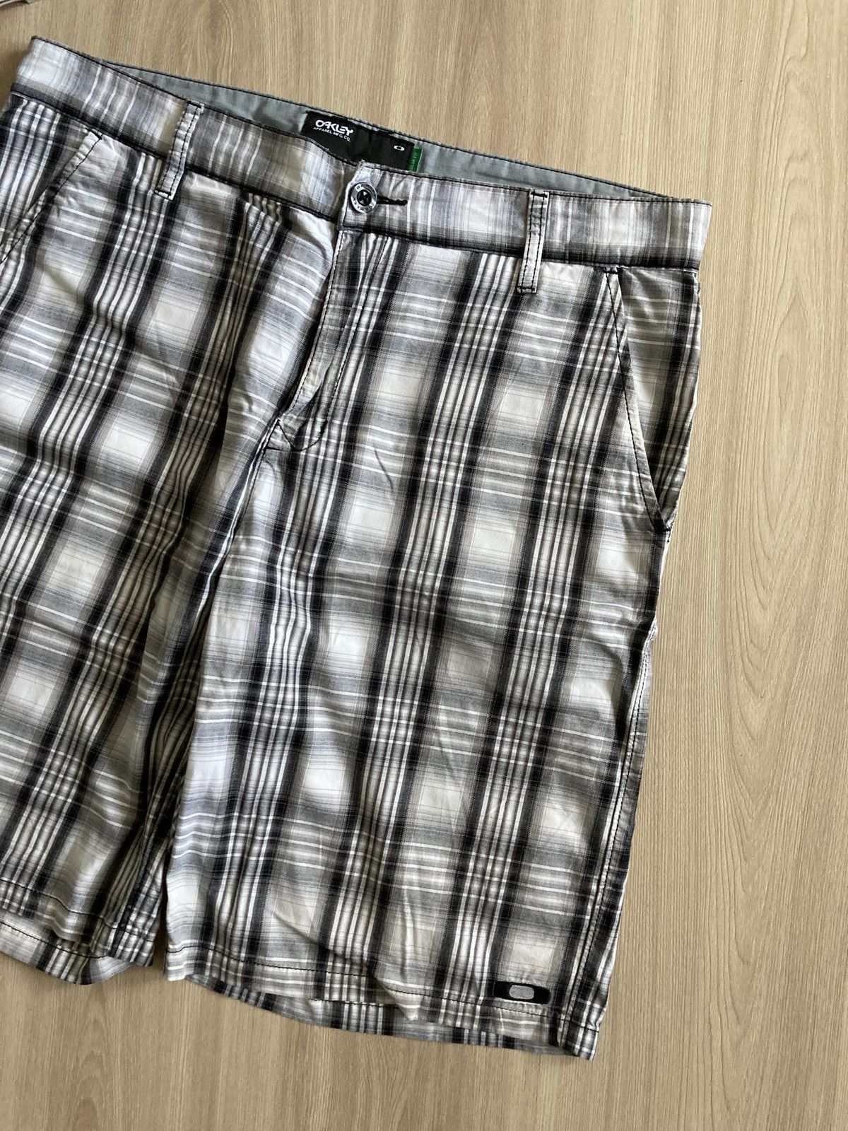 Oakley Vintage Oakley Flannel Shorts Size US 36 / EU 52 - 4 Thumbnail