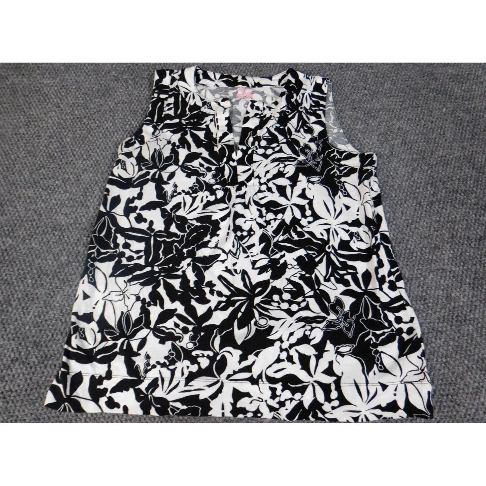 Jones New York Jones New York Blouse Shirt Womens L Black Floral Sleeveless V-Neck Pullover Cap Sleeve Classic 100% Cotton Rayon Breathable Casual Size L / US 10 / IT 46 - 2 Thumbnail
