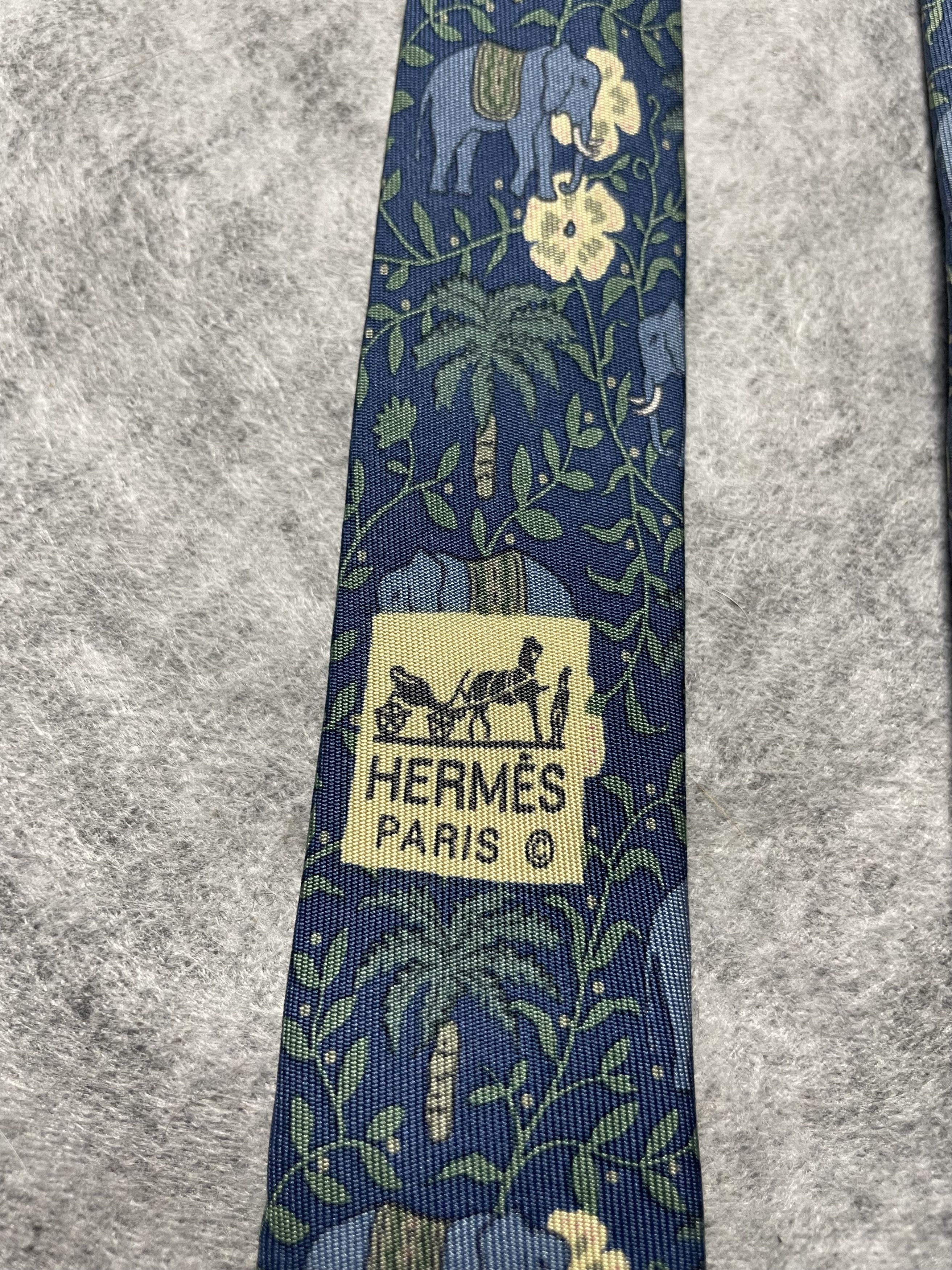 Hermes HERMES Paris 7183 UA Mustard Elephant Palm Floral Silk Tie Size ONE SIZE - 4 Thumbnail
