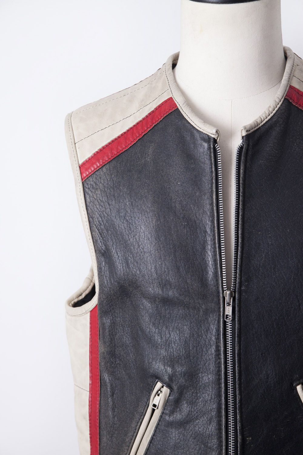 Vintage 1990's riding leather vest Size US S / EU 44-46 / 1 - 2 Thumbnail