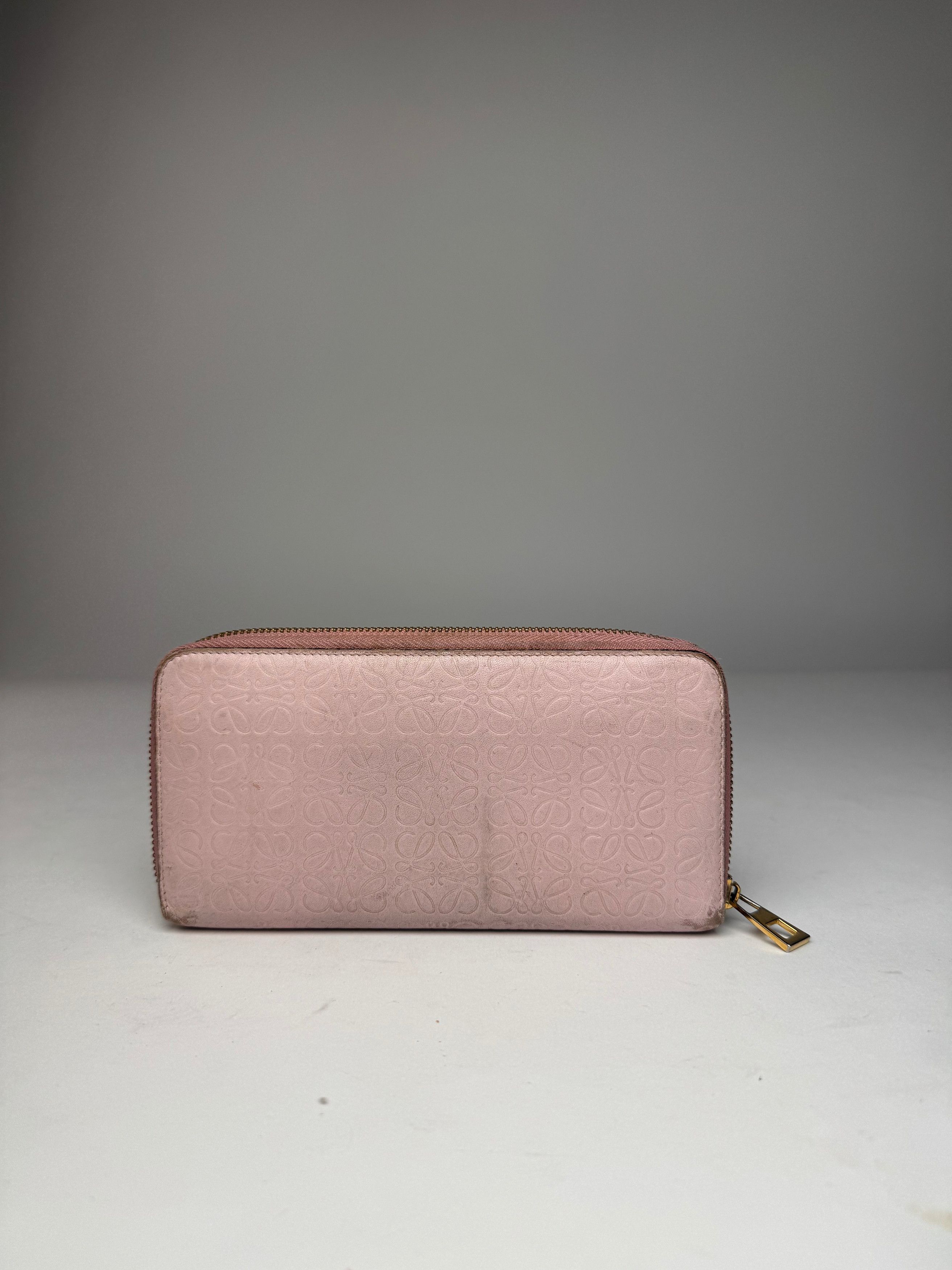 Loewe Vintage Madrid Zippy Leather monogram Wallet Pink Size ONE SIZE - 1 Thumbnail