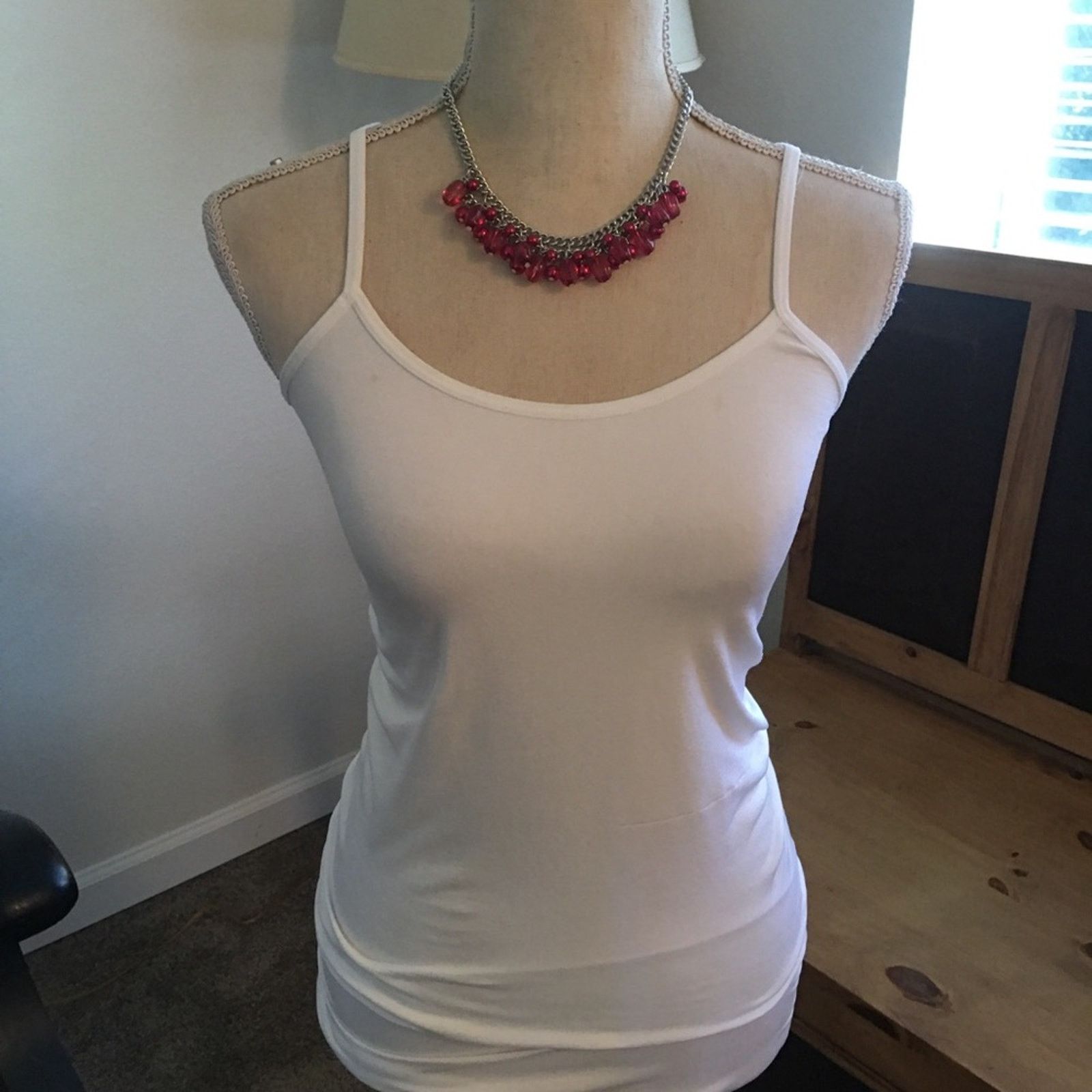 Jewelry Fuchsia pink beaded fringe chain link necklace Size ONE SIZE - 4 Thumbnail