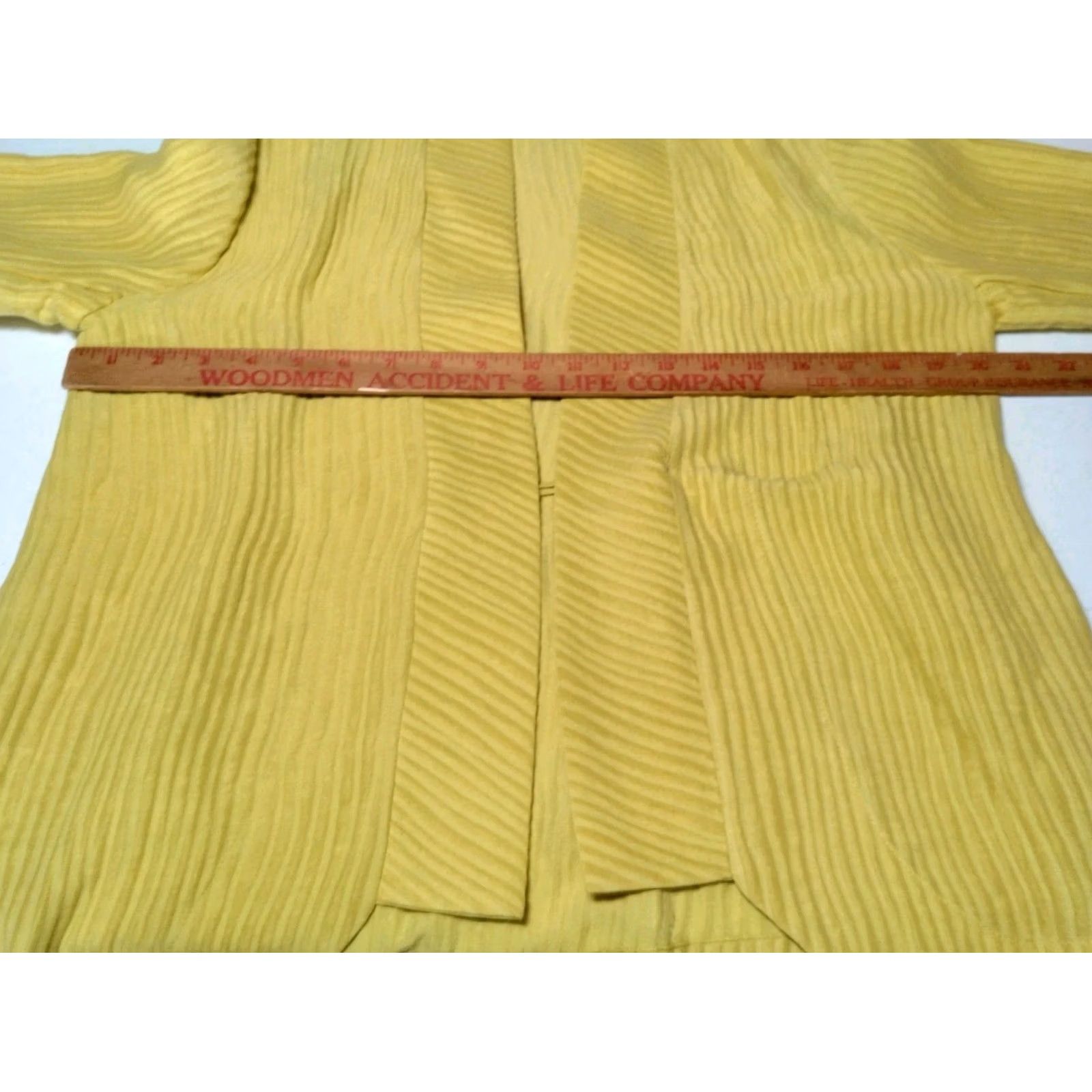 Vintage Lagenlook Blouse Cardigan One Size Linen Silk Gold Ribbed Long Sleeve Band Neck Gold Women Regular Earthy Natural Fall Spring Winter Gently Used Size ONE SIZE - 4 Thumbnail