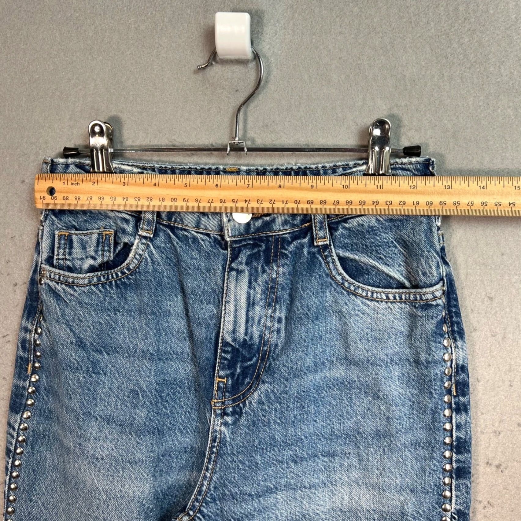 Zara VINTAGE Zara Womens Distressed Denim Jeans with Studded Details Size 2 Blue High Rise Straight Size 26" / US 2 / IT 38 - 4 Thumbnail