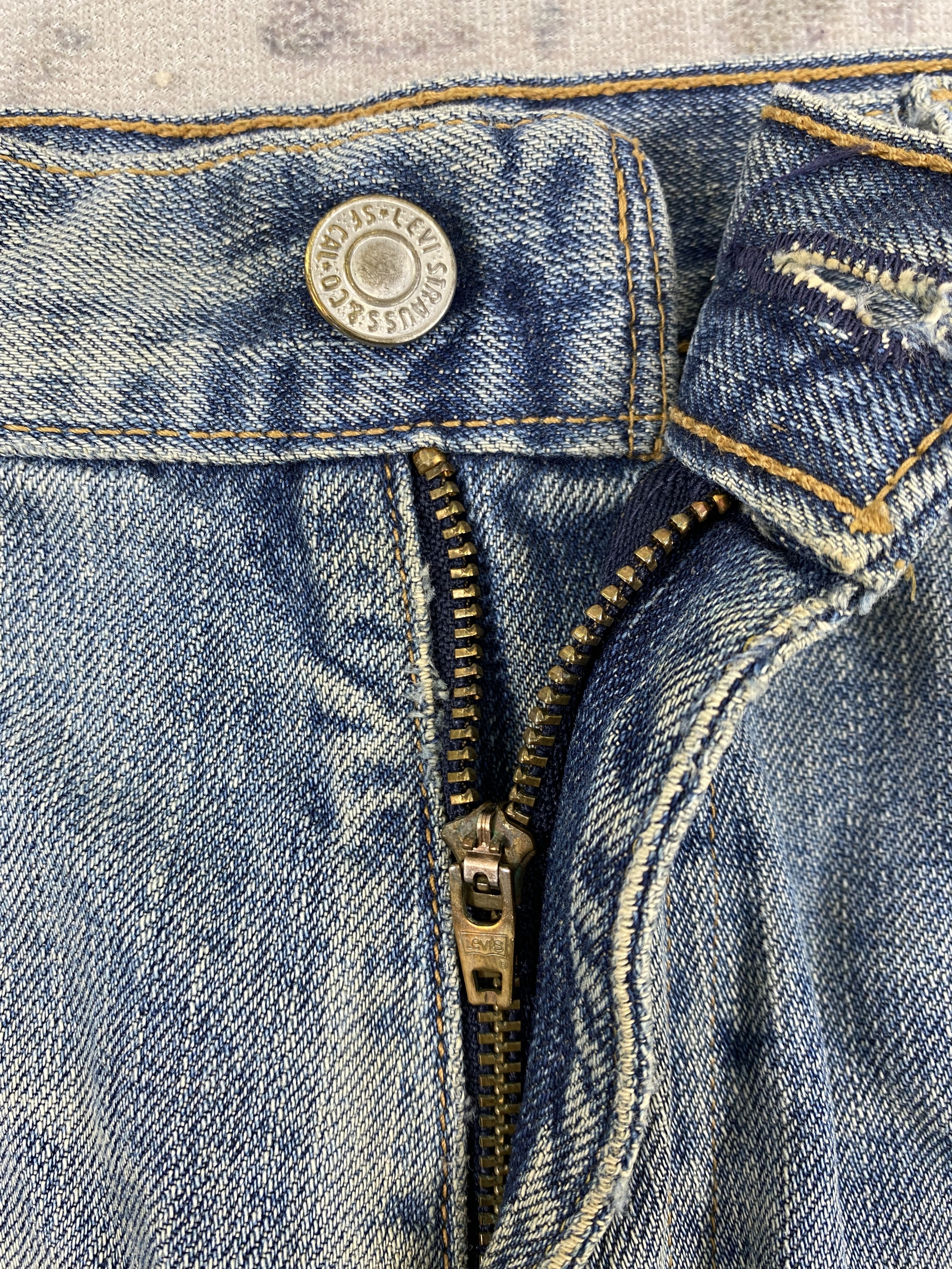 Levi's Distressed Vintage Levi's 533 Jeans 32x29.5 Denim - JN3658 Size US 32 / EU 48 - 7 Thumbnail