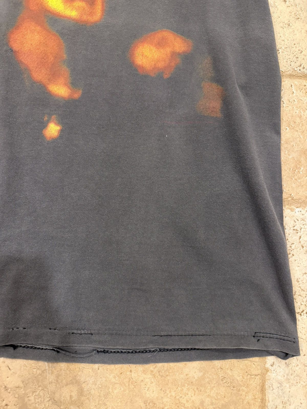 Vintage Vintage SOUNDGARDEN SUPERUNKNOWN Brockum Tag Faded T-Shirt Size US XL / EU 56 / 4 - 4 Thumbnail