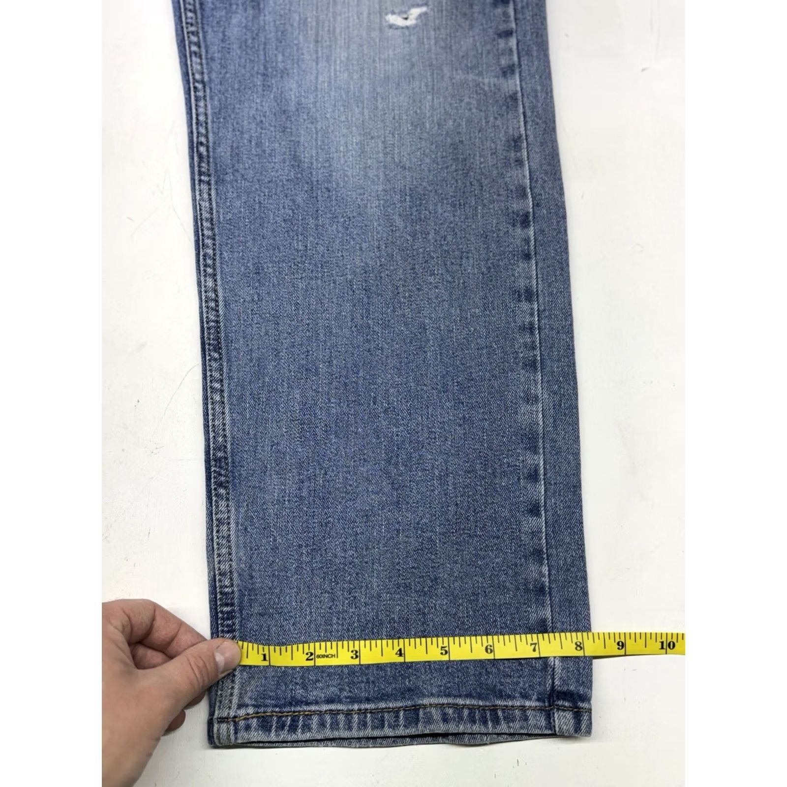 Levi's VINTAGE Levi's 505 Jeans Men 38x30 Blue Mid Rise Medium Wash Straight Leg 5-Pocket 8" Leg Opening Mens Size US 38 / EU 54 - 7 Thumbnail