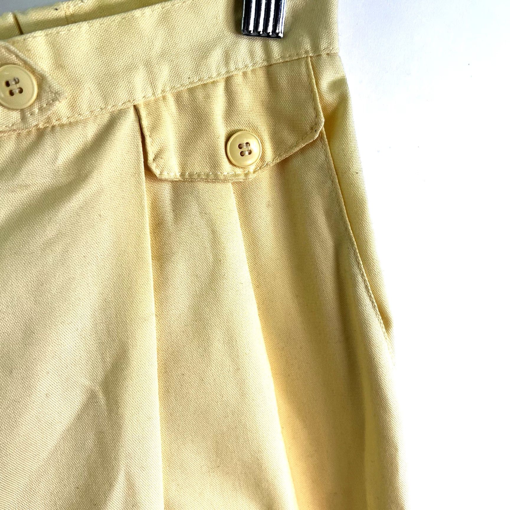 Sears VINTAGE Sears Dress Pants Womens Size 12 Straight Leg Pleated Yellow Cotton Twill Made in USA 27X30 Size 34" / US 12 / IT 48 - 4 Thumbnail