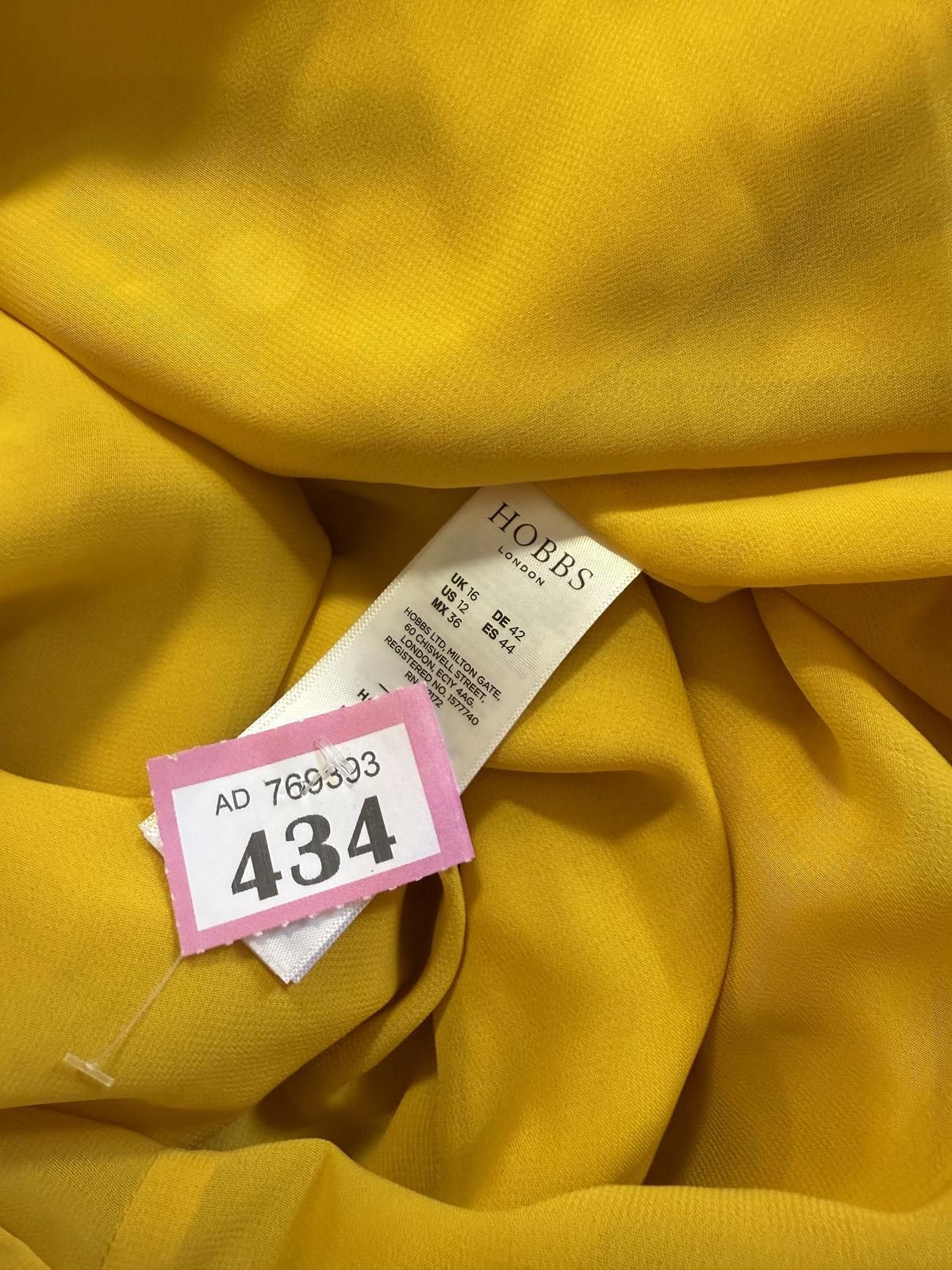 Designer Chic Yellow Polka Dot Dress by Hobbs Size XL / US 12-14 / IT 48-50 - 3 Thumbnail