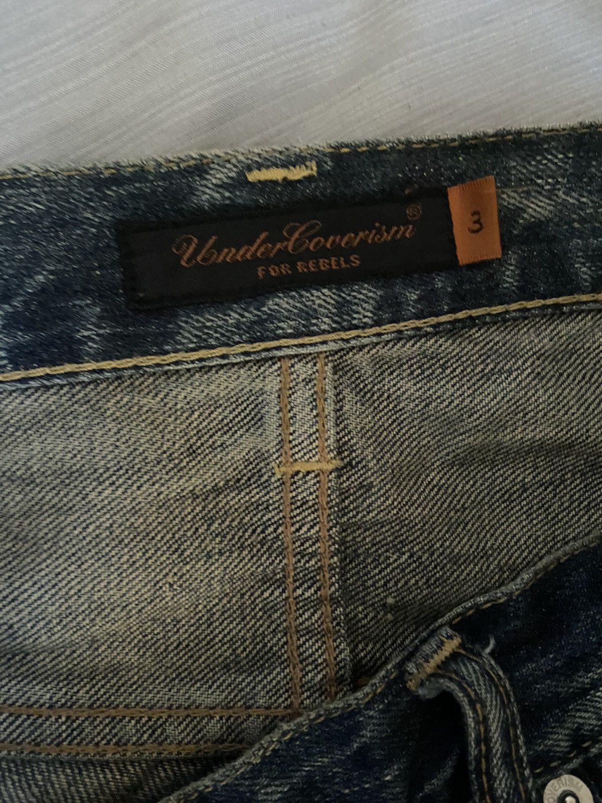 Undercover Undercover apple fangs Size US 31 - 4 Thumbnail