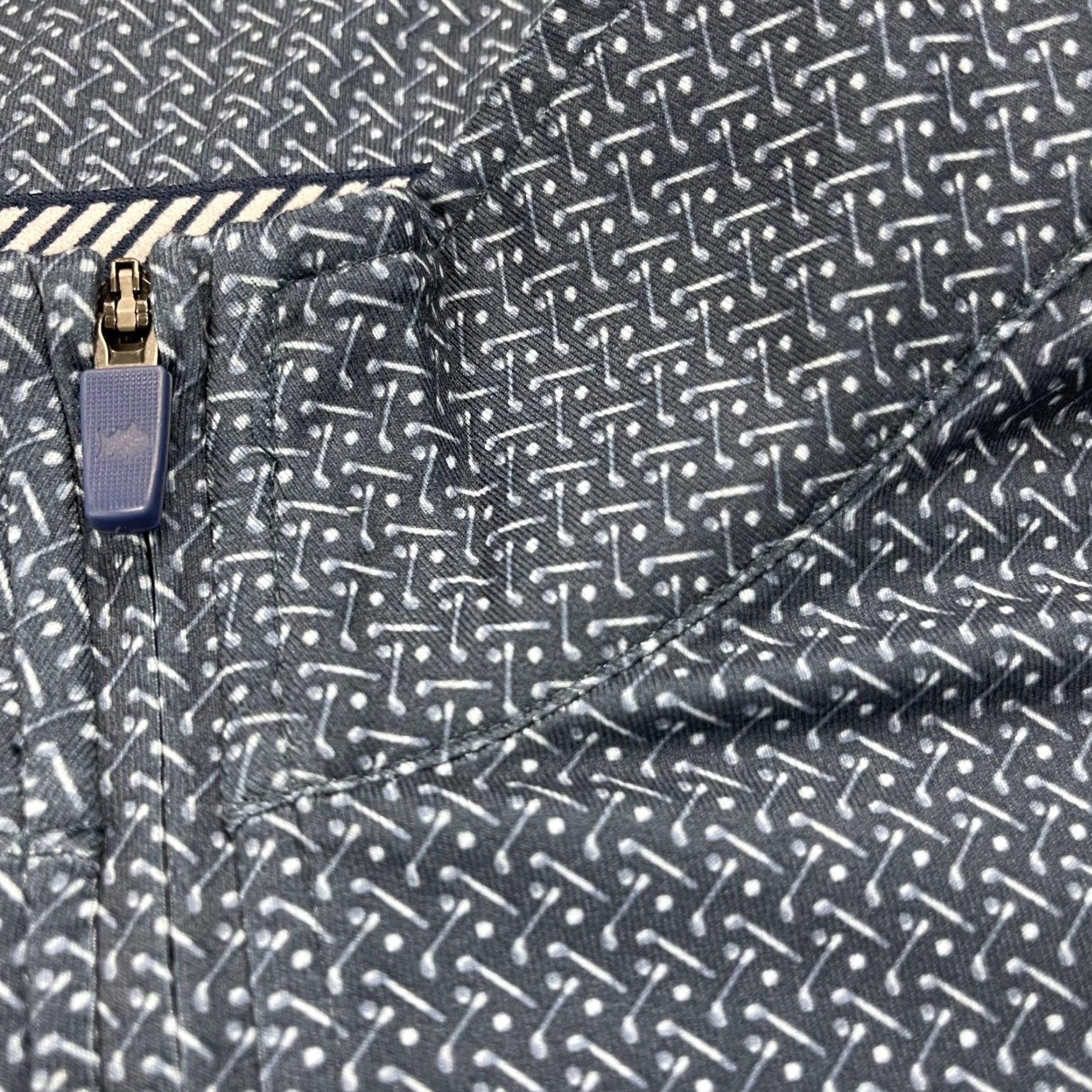 Southern Tide Southern Tide Jacket Mens L Blue Golf 1/4 Zip Pullover - Basic Jacket, Activewear, Casual, Classic Fish Theme - Size L Mens Size US L / EU 52-54 / 3 - 4 Thumbnail