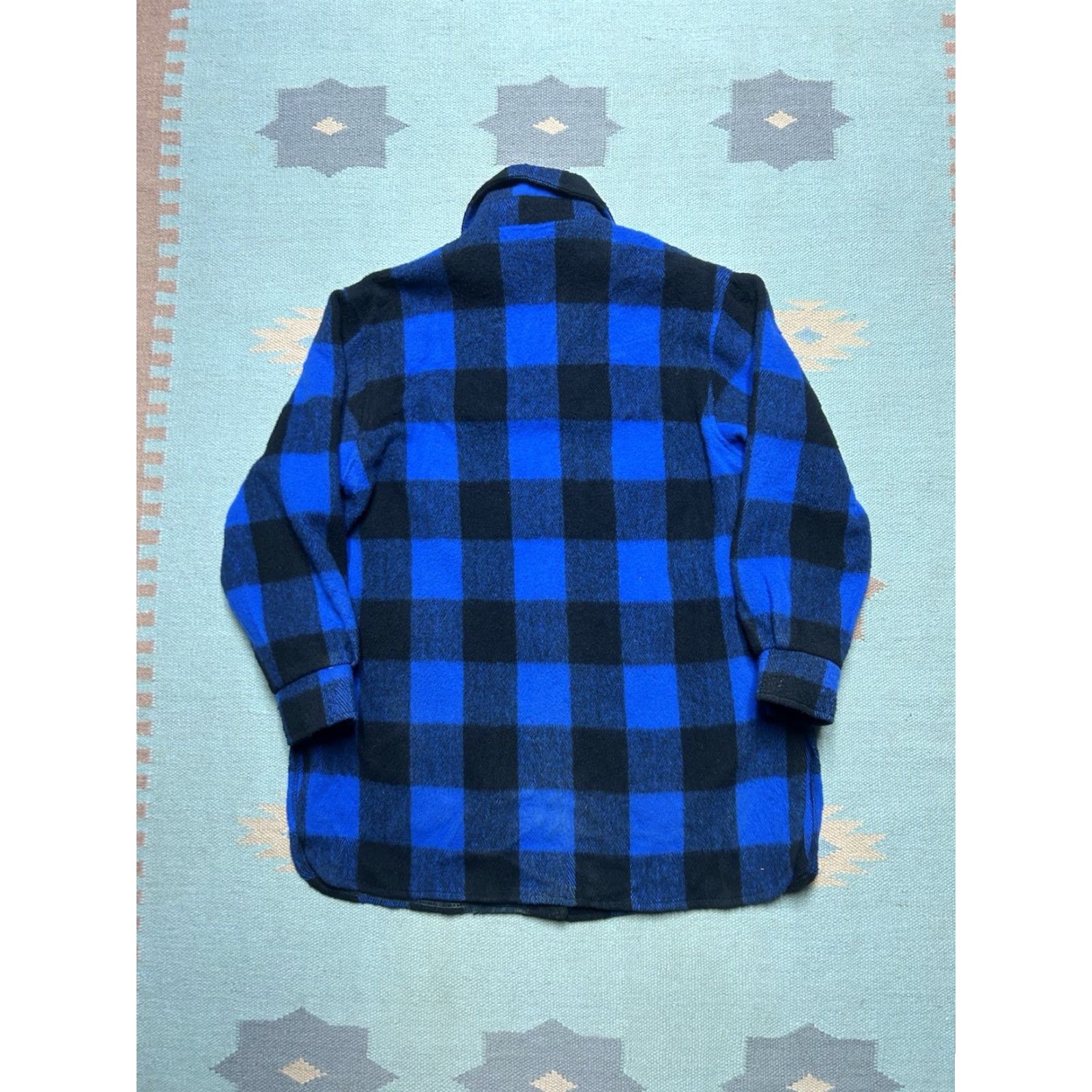 Eddie Bauer VINTAGE Eddie Bauer Snap Jacket Wool Blend Blue Plaid NWT DISTRESSED Women S 80s Mackinaw Jacket Shirt? Size S / US 4 / IT 40 - 7 Thumbnail