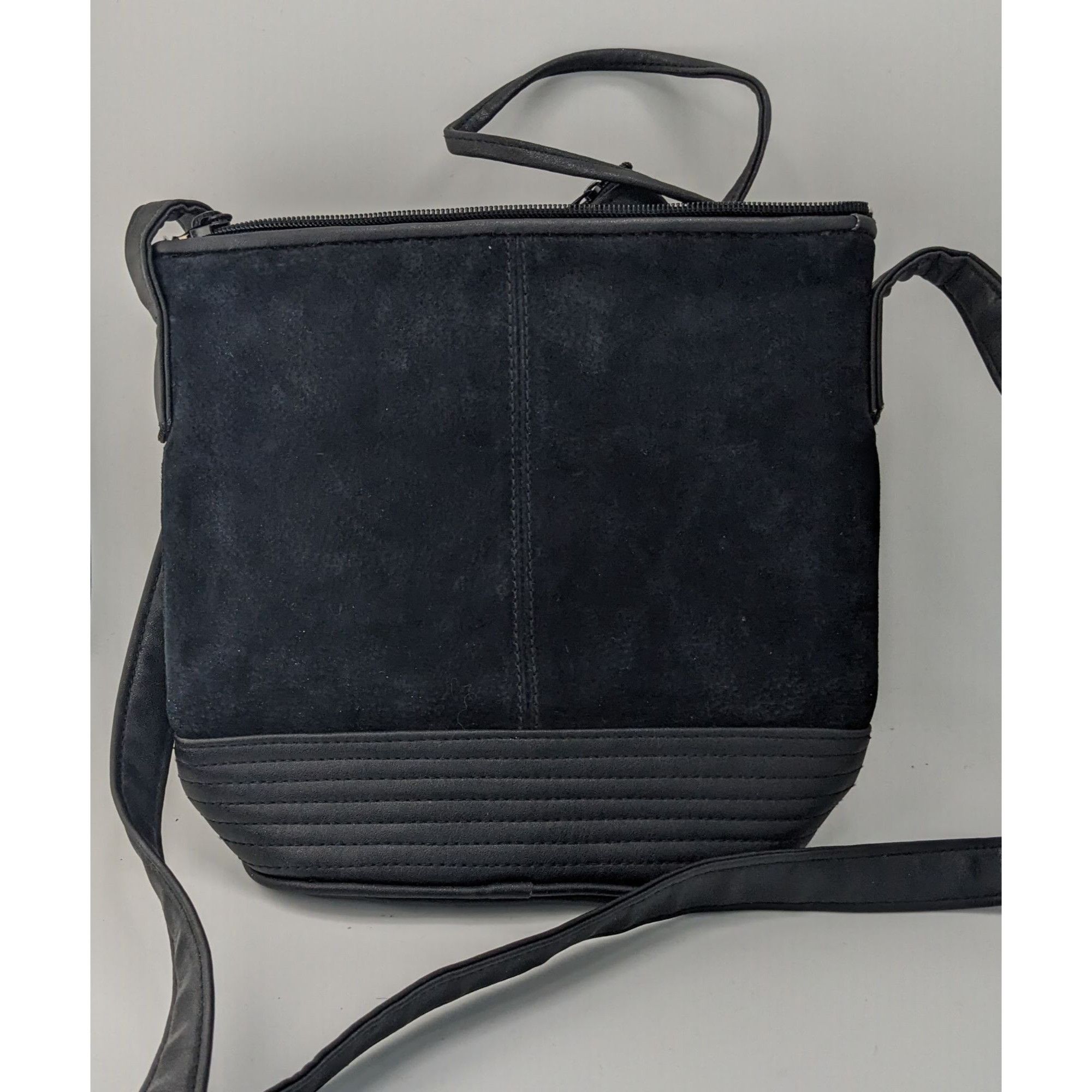 Other Gothic Black Suede Shoulder Bag With Quilted Leather Base & Size ONE SIZE - 5 Thumbnail