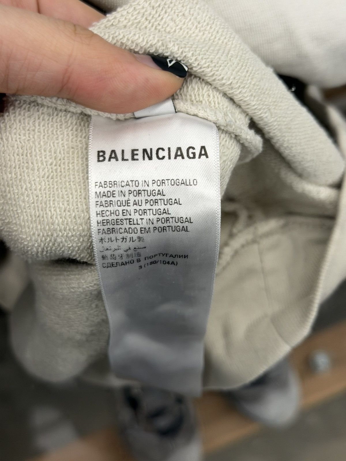 Balenciaga Balenciaga Off-White 'XXXL' Hoodie Size US M / EU 48-50 / 2 - 6 Thumbnail