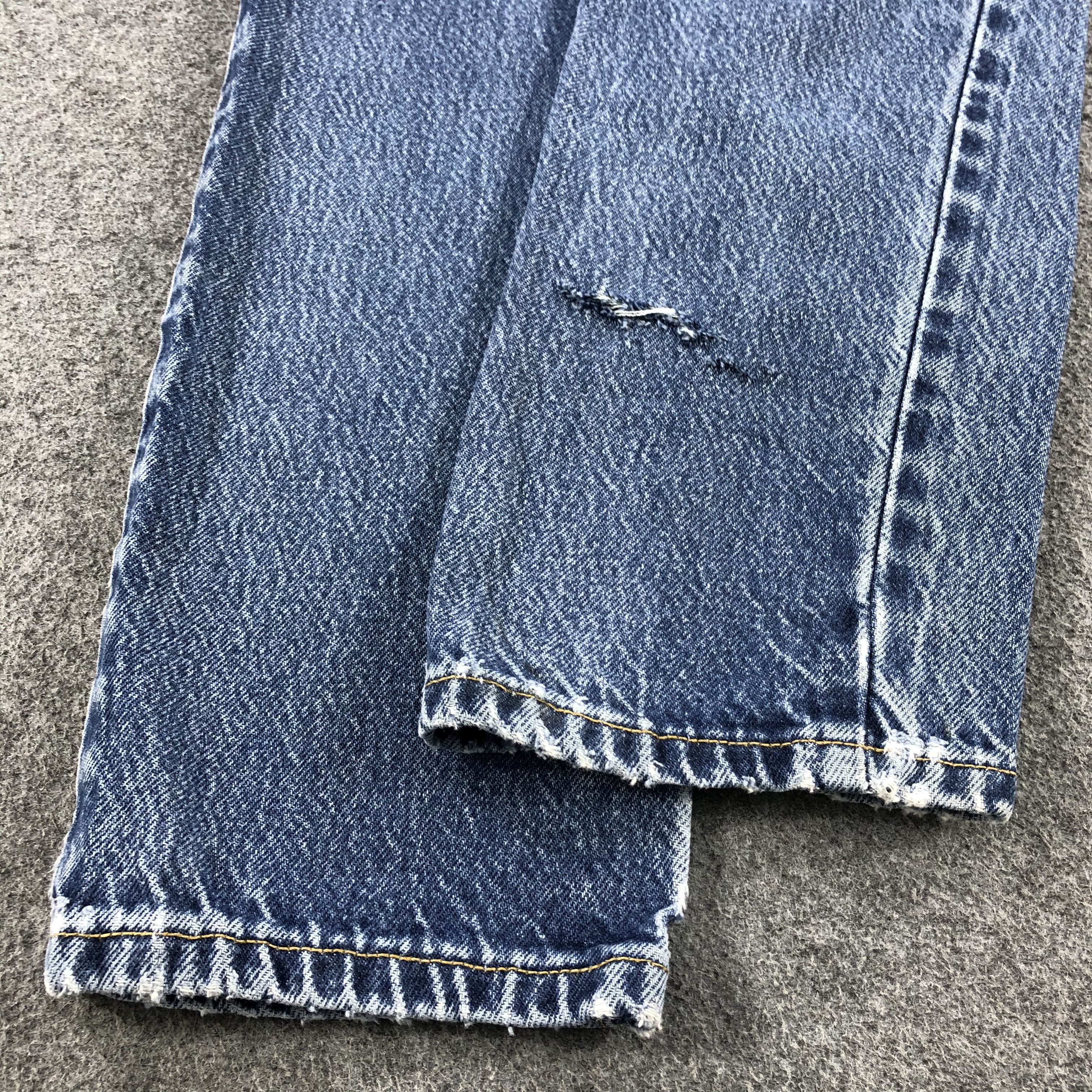 Levi's × Vintage 90s Vintage Blue Wash Levis 550 Jeans-JM1732 Size US 28 / EU 44 - 5 Thumbnail