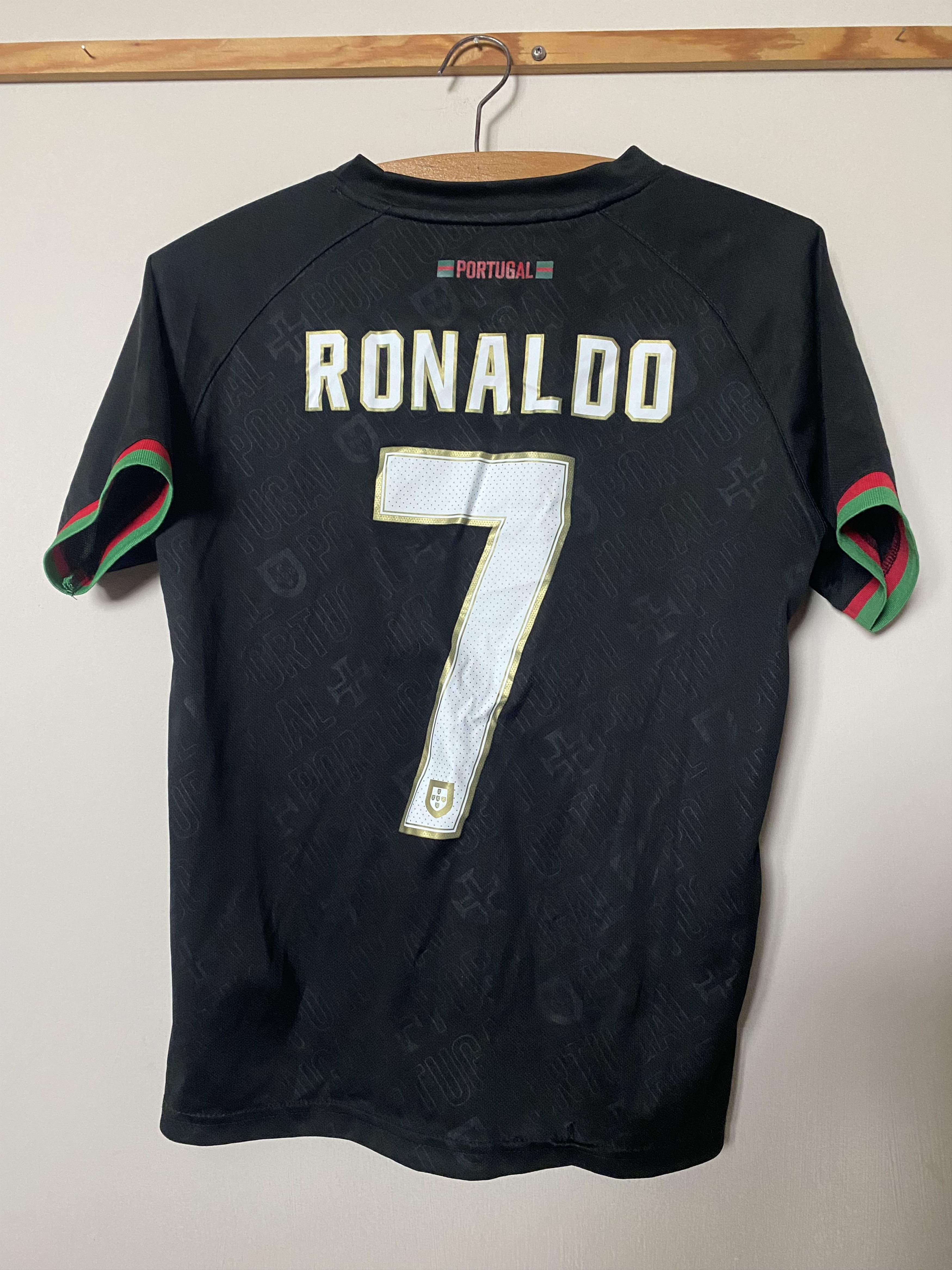 Other PORTUGAL - No. 7 RONALDO - XXS - UNIQUE Size US XXS / EU 40 - 1 Thumbnail