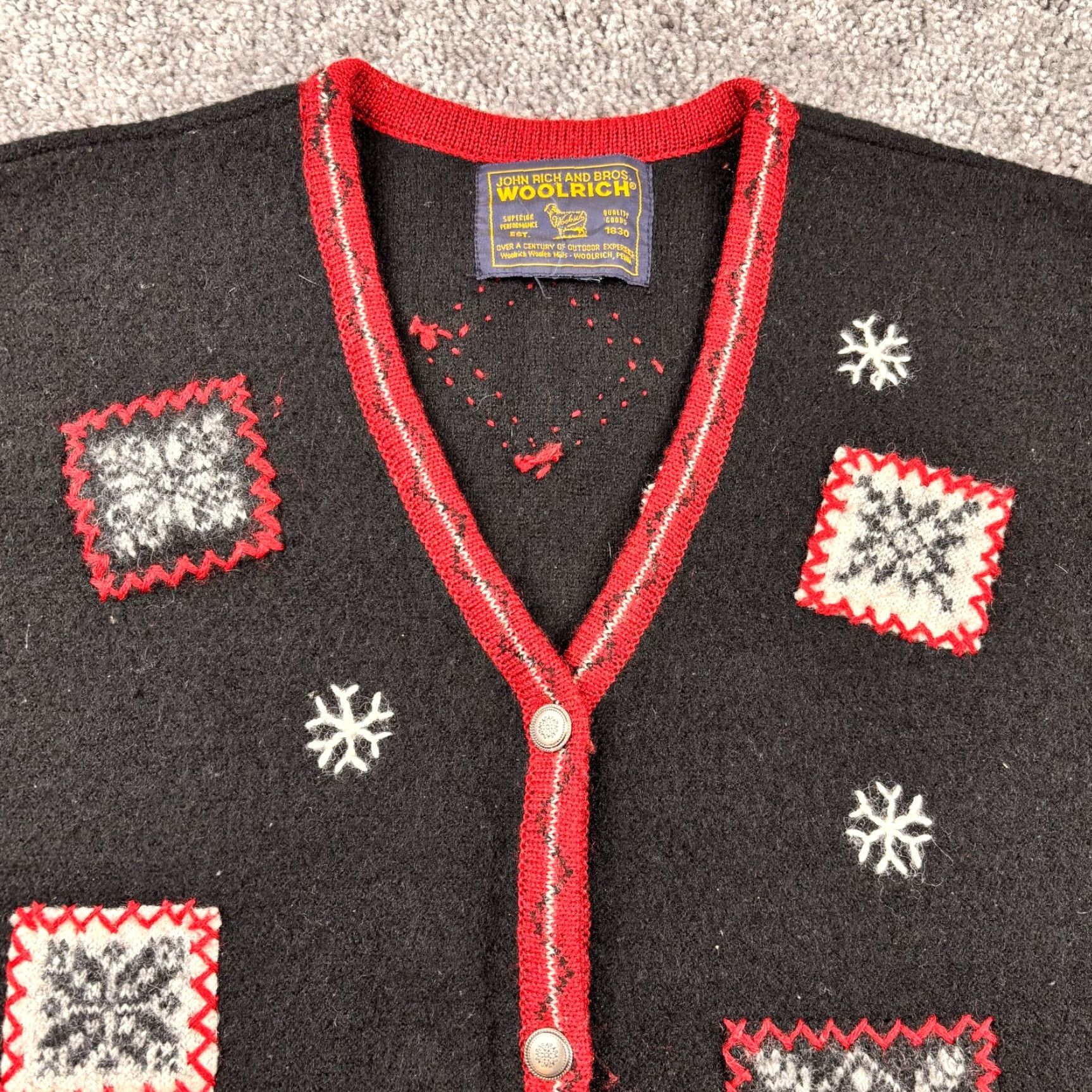 Vintage Woolrich Cardigan Sweater Womens L Black Wool Snowflake Vintage Holiday Winter Christmas Fair Isle Knit Round Neck Long Sleeve Regular Fit Size L / US 10 / IT 46 - 2 Thumbnail