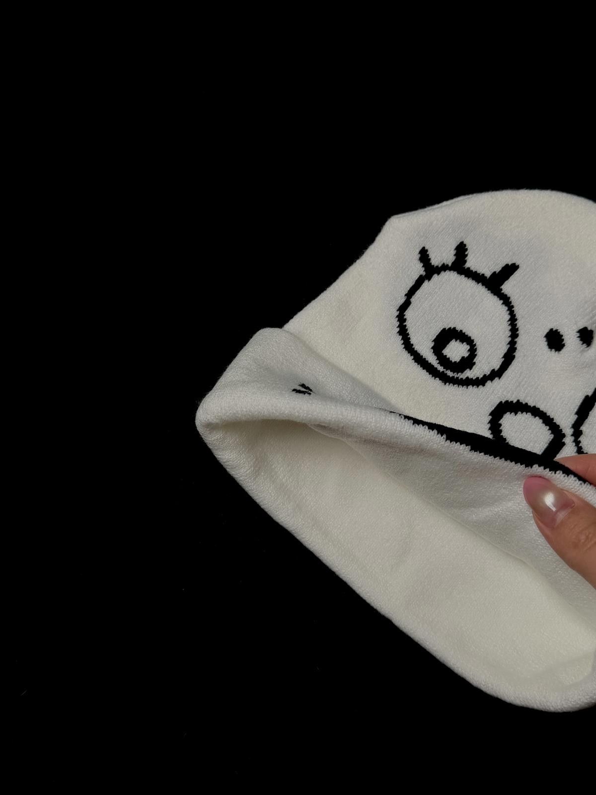 Japanese Brand Y2k DoodleBob Cuffed Beanie Hat White OS Size ONE SIZE - 4 Thumbnail