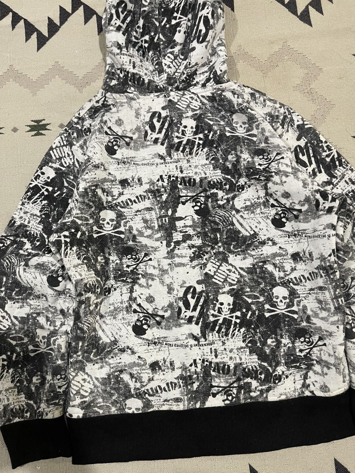 If Six Was Nine 2000s GOTHIC GRUNGE STYLE FULL PRINT HOODIE FLEECE LINEN Size US M / EU 48-50 / 2 - 17 Thumbnail
