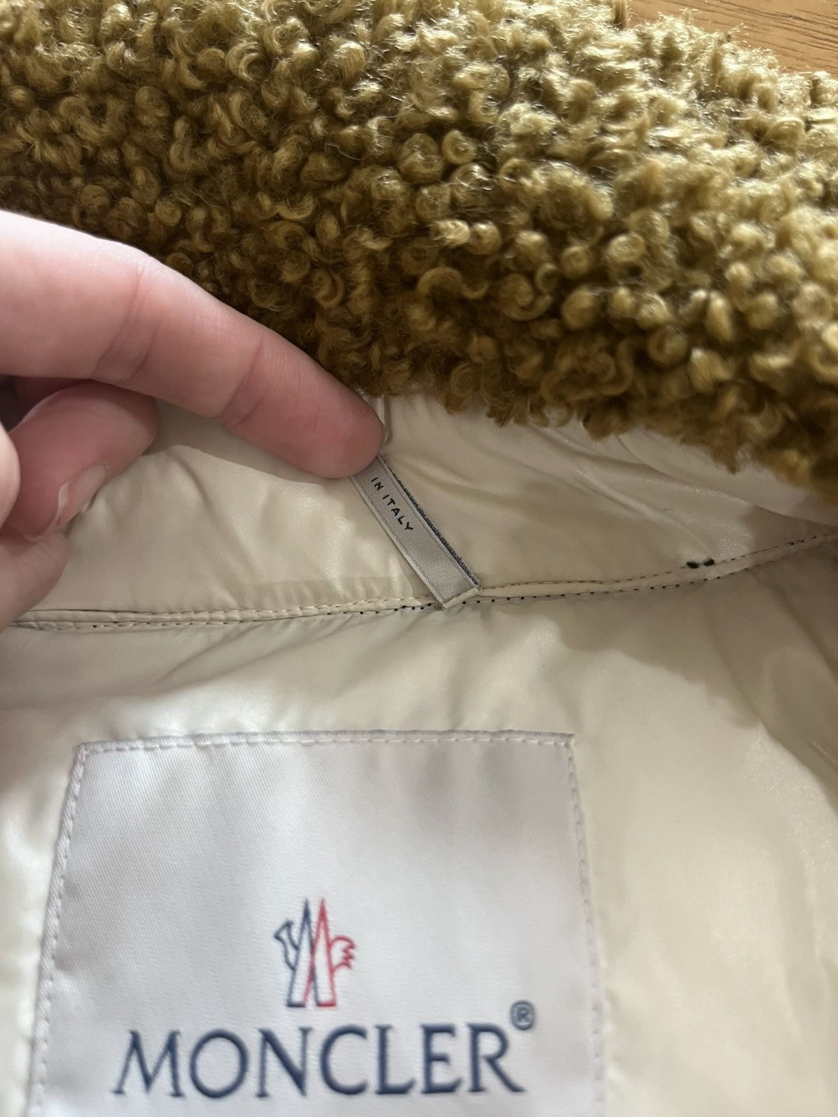 Moncler Moncler Genius Leandra Long Coat with Faux Sherling Size S / US 4 / IT 40 - 6 Thumbnail