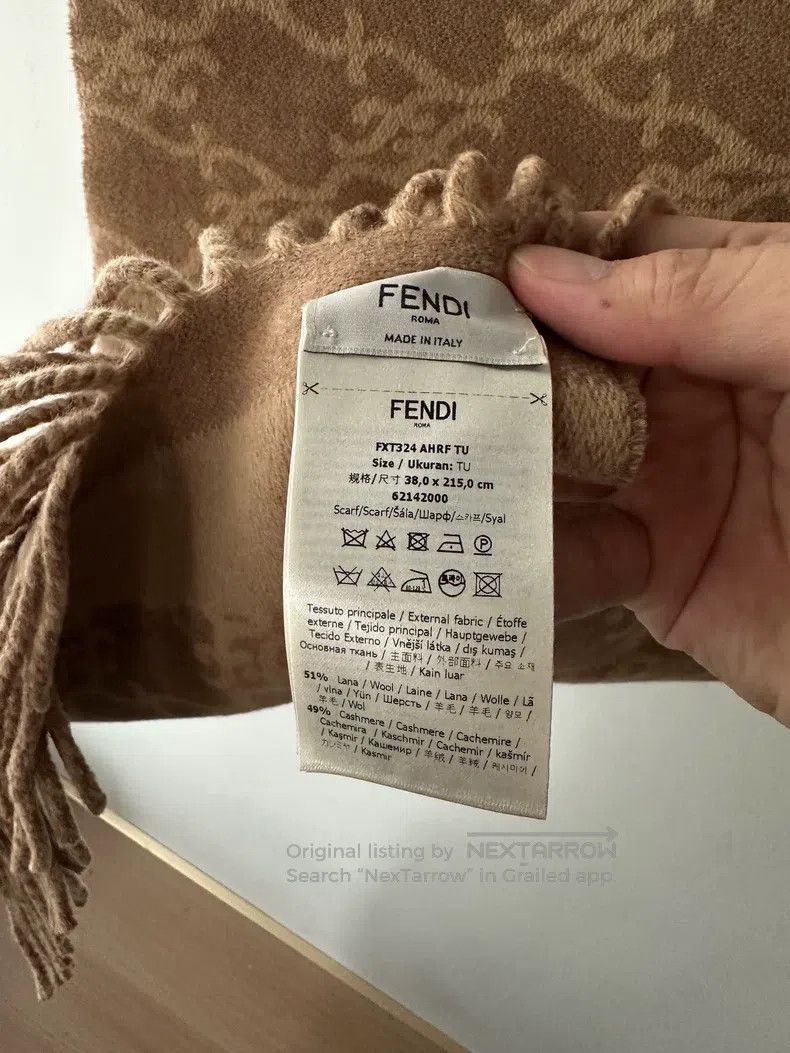 Fendi Fendi size 38*215cm Wool and Cashmere Scarf Size ONE SIZE - 2 Thumbnail