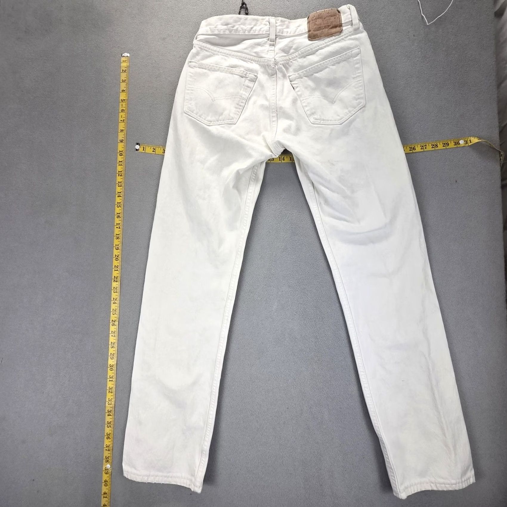 Levi's VINTAGE Levi's 501 Jeans Mens White Light Wash Straight Button Fly 28x31 Fits 28x31 Mens Jeans White Light Wash 501 Straight Button Fly USA Size US 28 / EU 44 - 2 Thumbnail