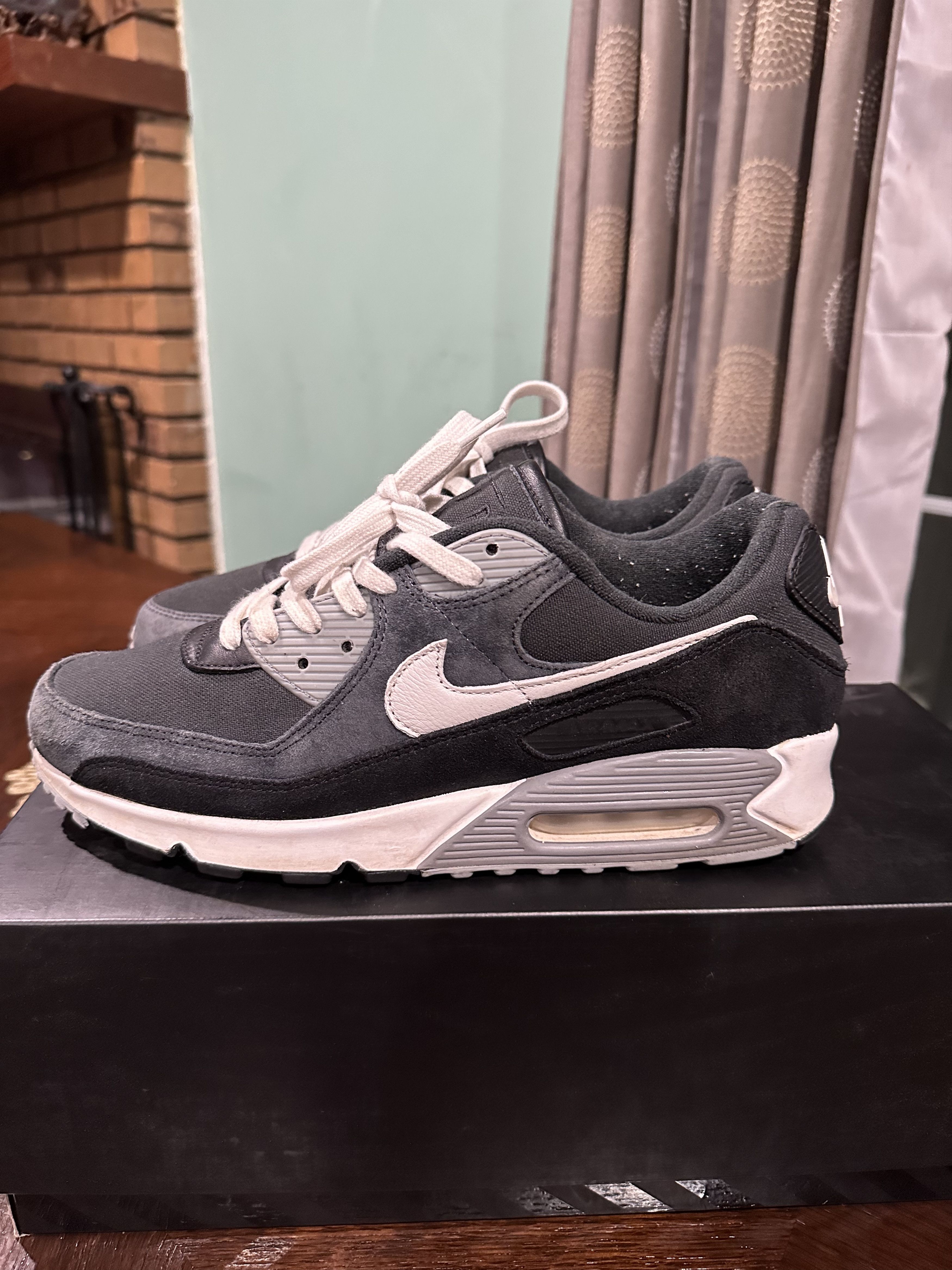 Nike Nike Air Max 90 Premium Off-Noir Particle Grey Size US 11 / EU 44 - 2 Thumbnail