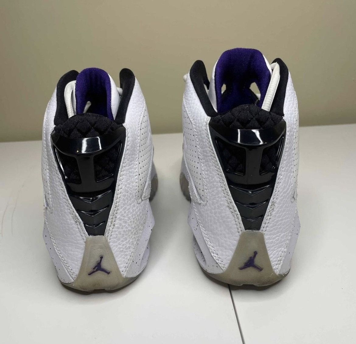 Jordan Brand AIR JORDAN ‘B’LOYAL’ (GS) Size US 5.5 / EU 38 - 5 Thumbnail