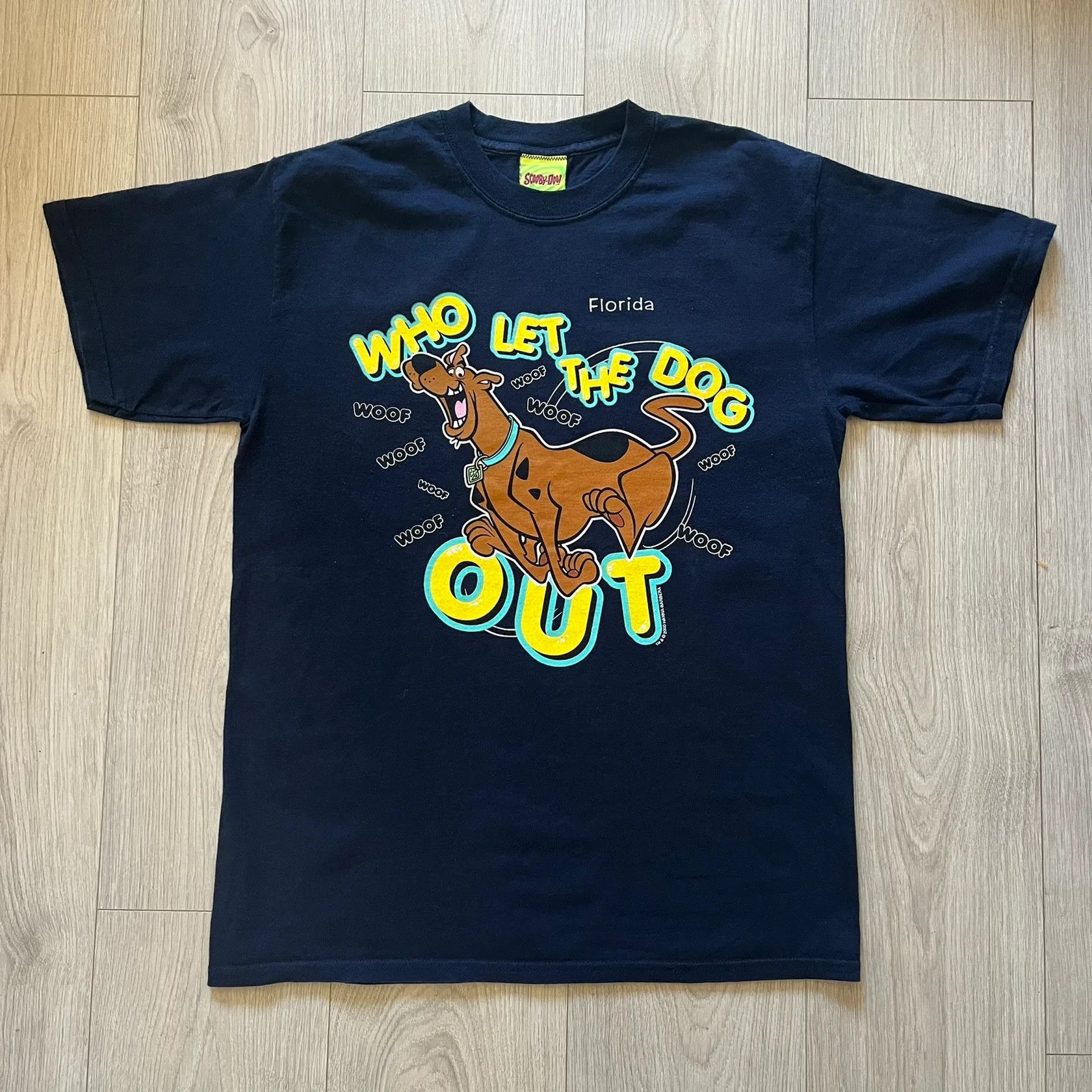 Vintage Scooby-Doo "Who Let The Dog Out" 2000 Tee Size US M / EU 48-50 / 2 - 1 Thumbnail