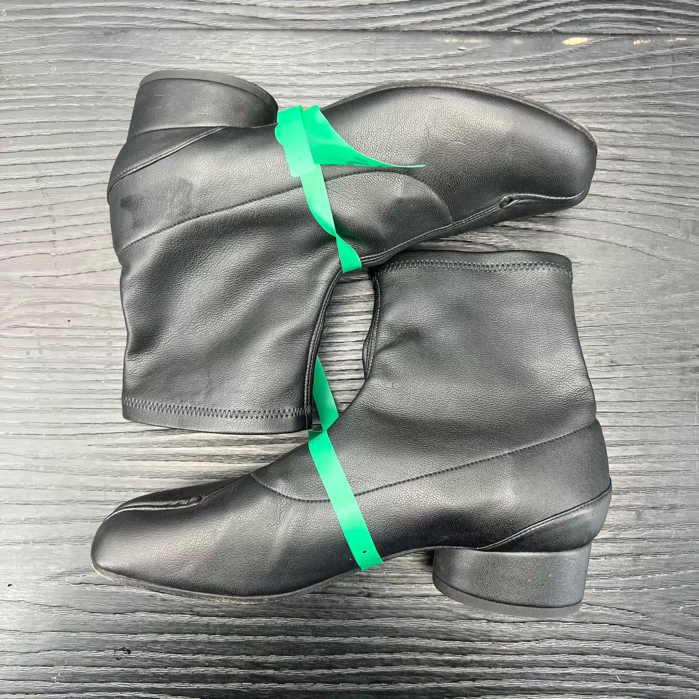 Maison Margiela Maison Margiela Tabi Black Short Boots 37 Worn 2x Size US 6.5 / IT 36.5 - 3 Thumbnail