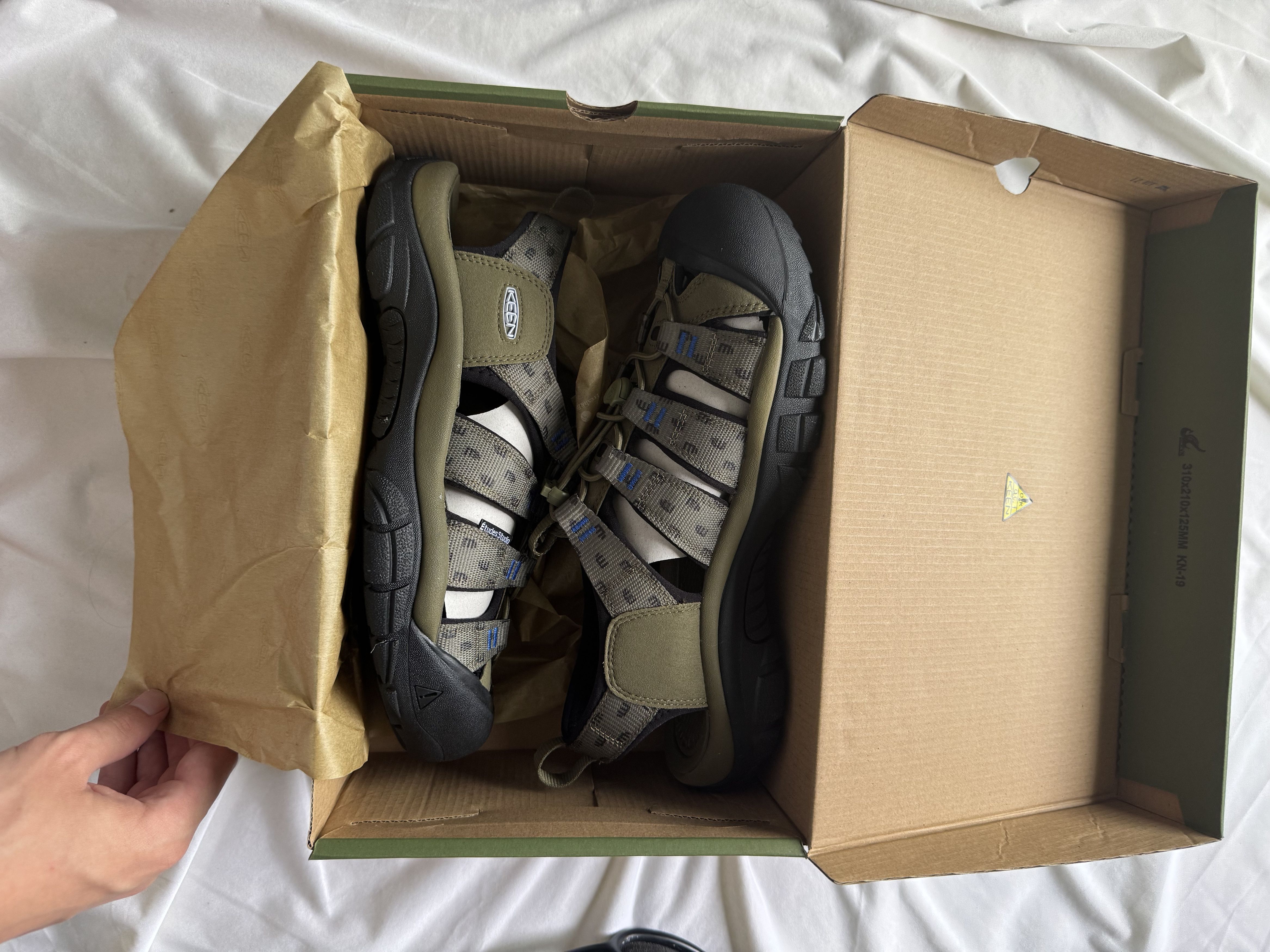 KEEN Keen x Etudes Studio green sandals Size US 11 / EU 44 - 1 Thumbnail