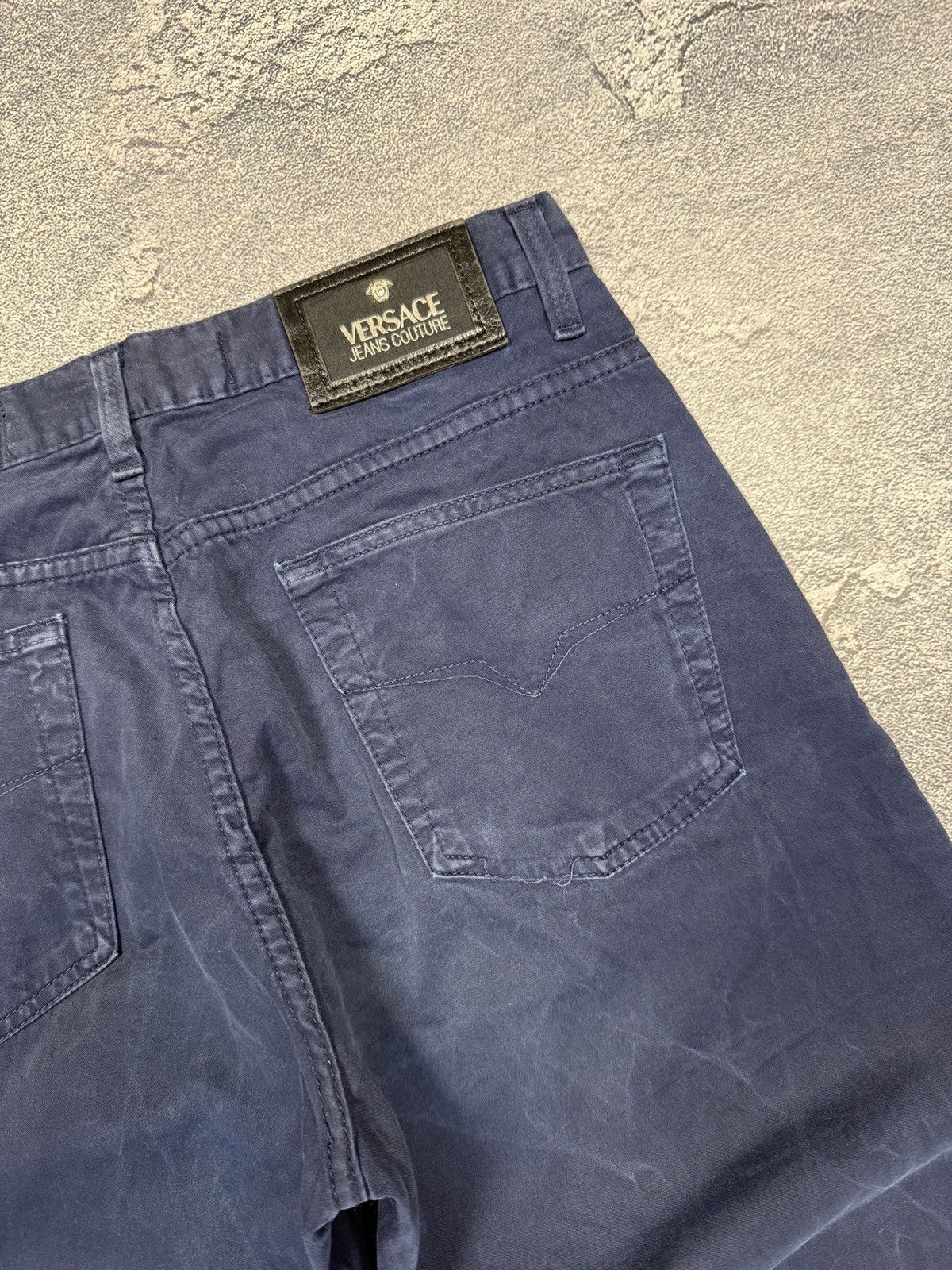 Jean × Versace Jeans Couture × Vintage Classic Dark Blue Versace Jeans Couture Pants 32 Size Size US 32 / EU 48 - 5 Thumbnail