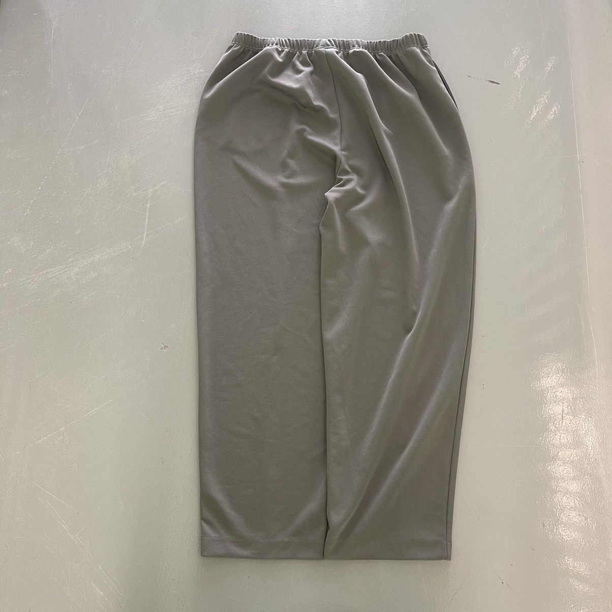 Japanese Brand baggy wide grey barrel sweatpants essential grunge Size US 34 / EU 50 - 4 Thumbnail