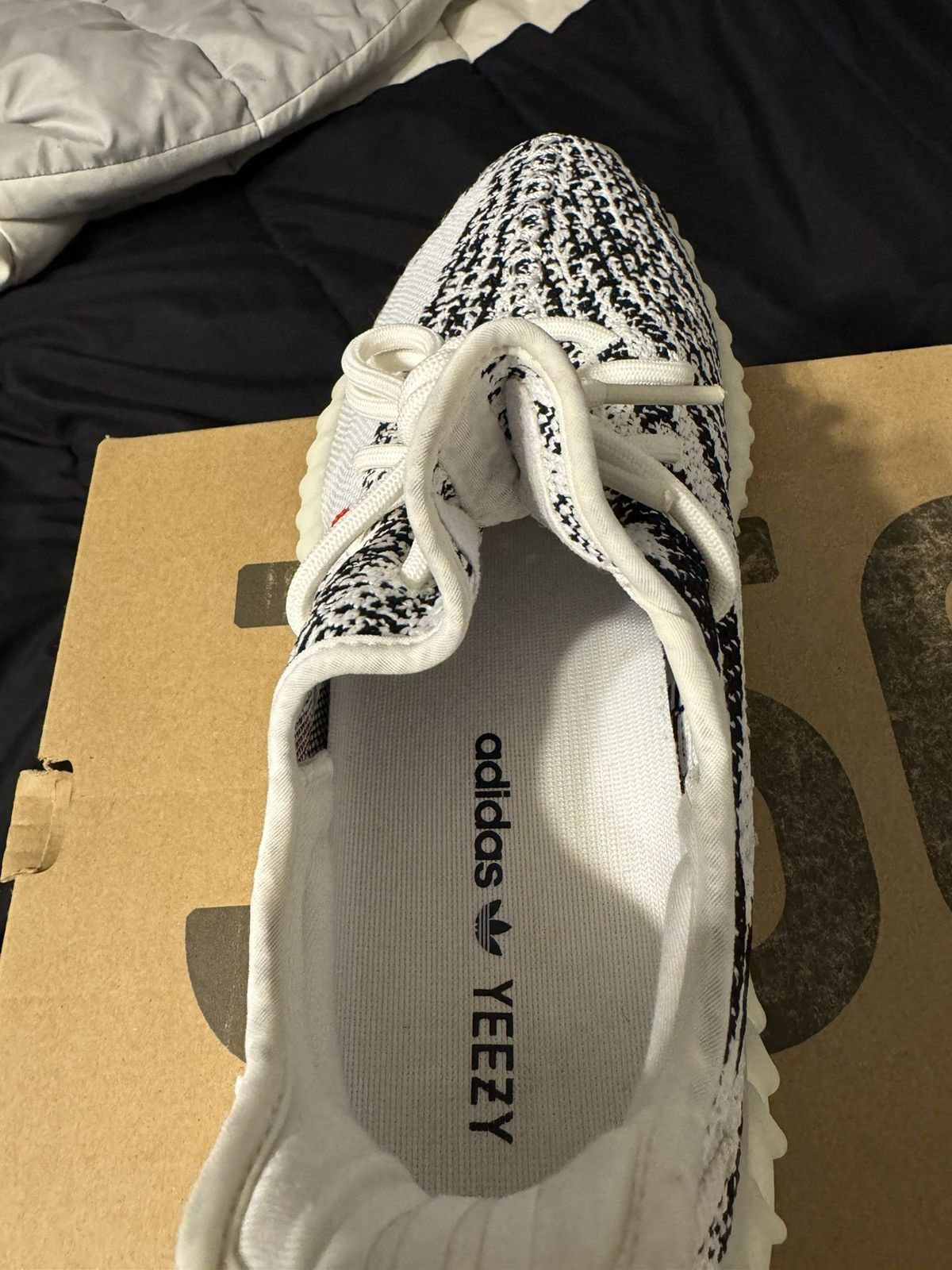 Adidas Yeezy 350 Zebra V2 Size US 10.5 / EU 43-44 - 11 Thumbnail