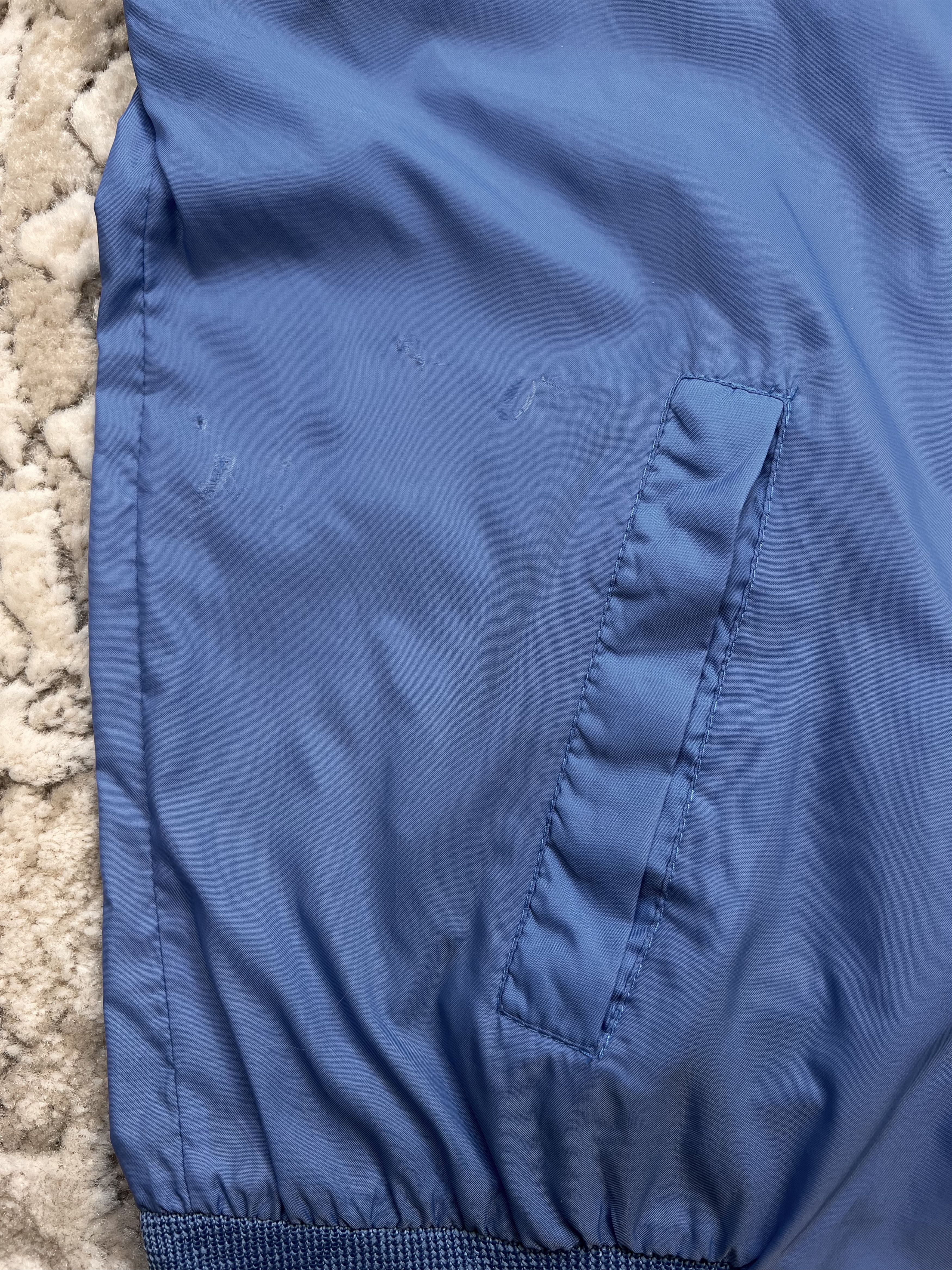 Lacoste Vintage IZOD Lacoste Blue Croco Windbreaker Jacket Zip Hood Size L / US 10 / IT 46 - 4 Thumbnail