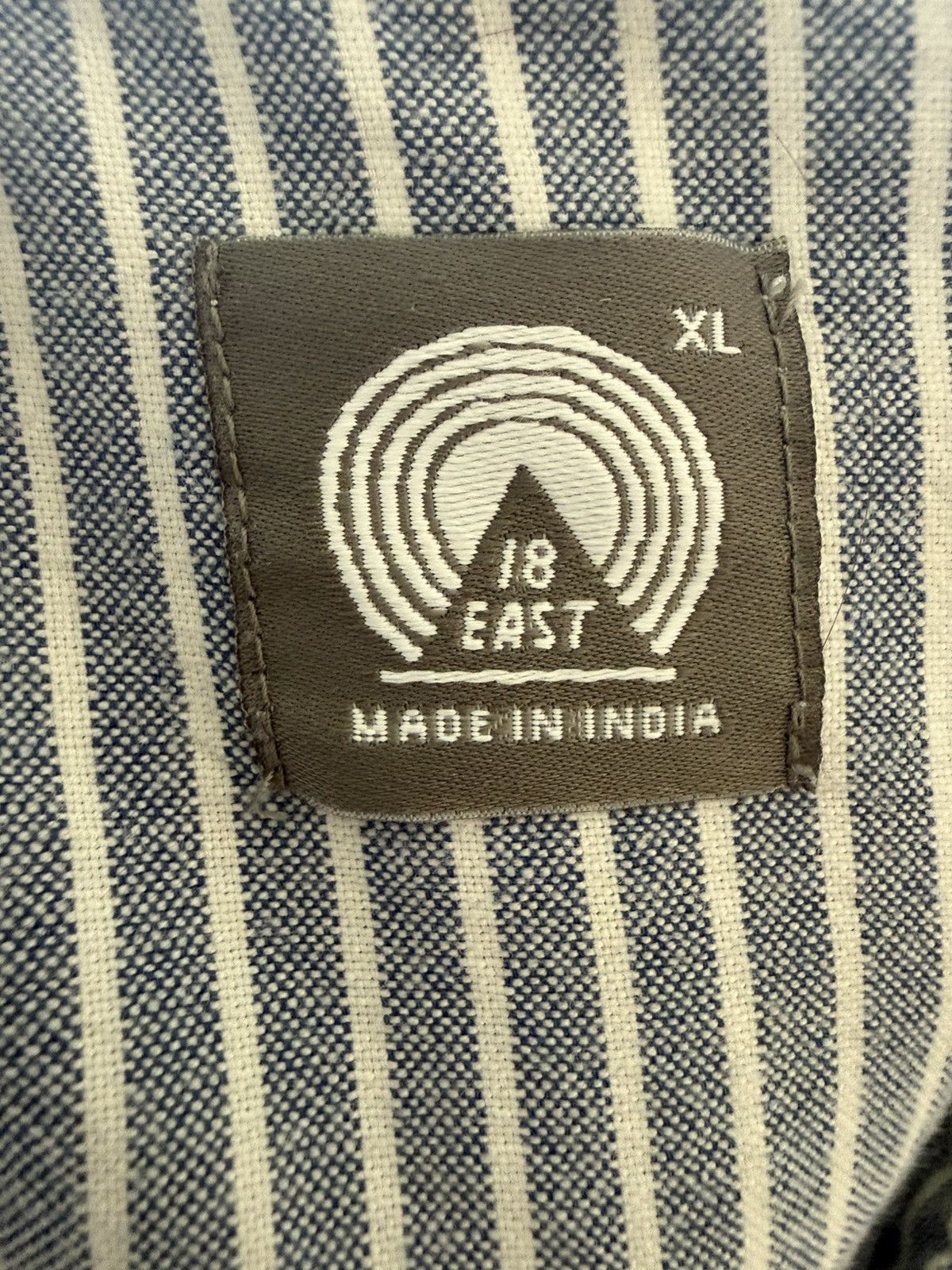 18 East 18 East Ankit Kurta Size US XL / EU 56 / 4 - 4 Thumbnail