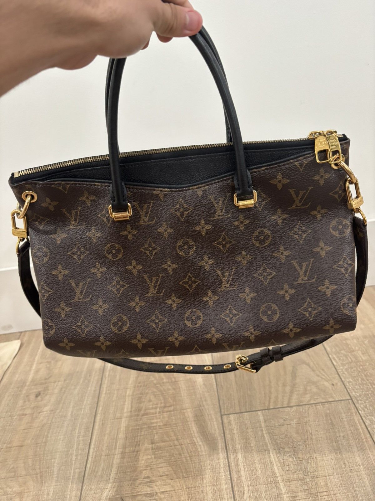 Louis Vuitton Louis Vuitton Monogram Handbag Size ONE SIZE - 2 Thumbnail