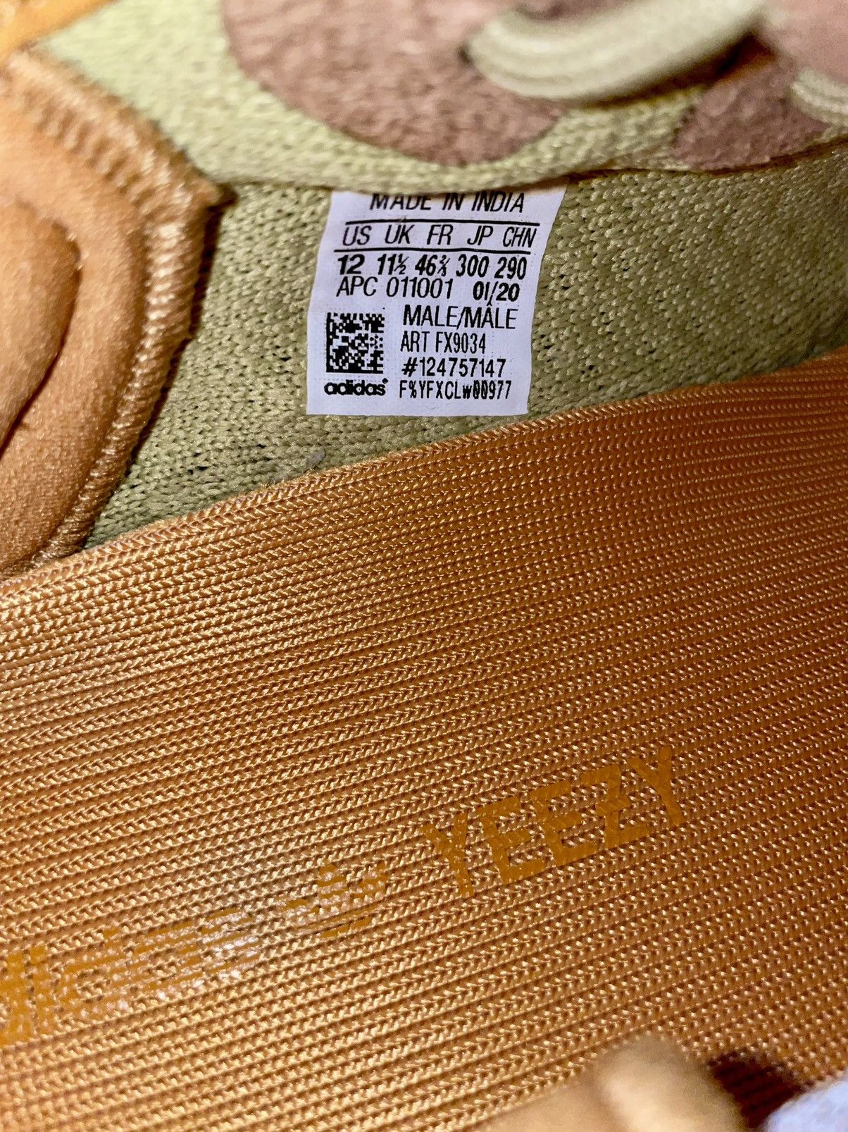 Yeezy Adidas Yeezy Boost 350 V2 Marsh Size 12 New! Size US 12 / EU 45 - 14 Thumbnail