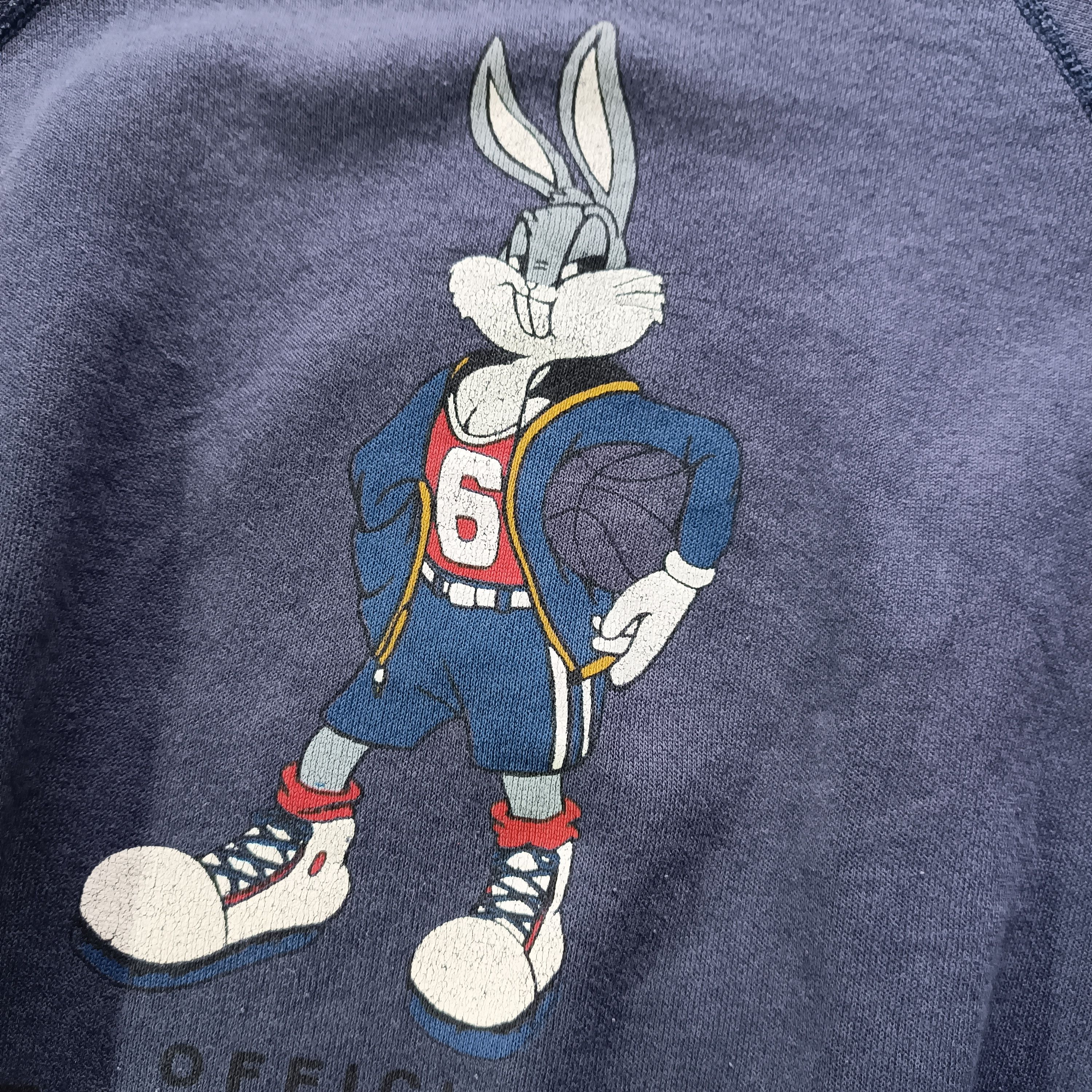 Vintage × Warner Bros Vintage 90s Bugs Bunny Basketball Crewneck Sweatshirt Size US L / EU 52-54 / 3 - 3 Thumbnail