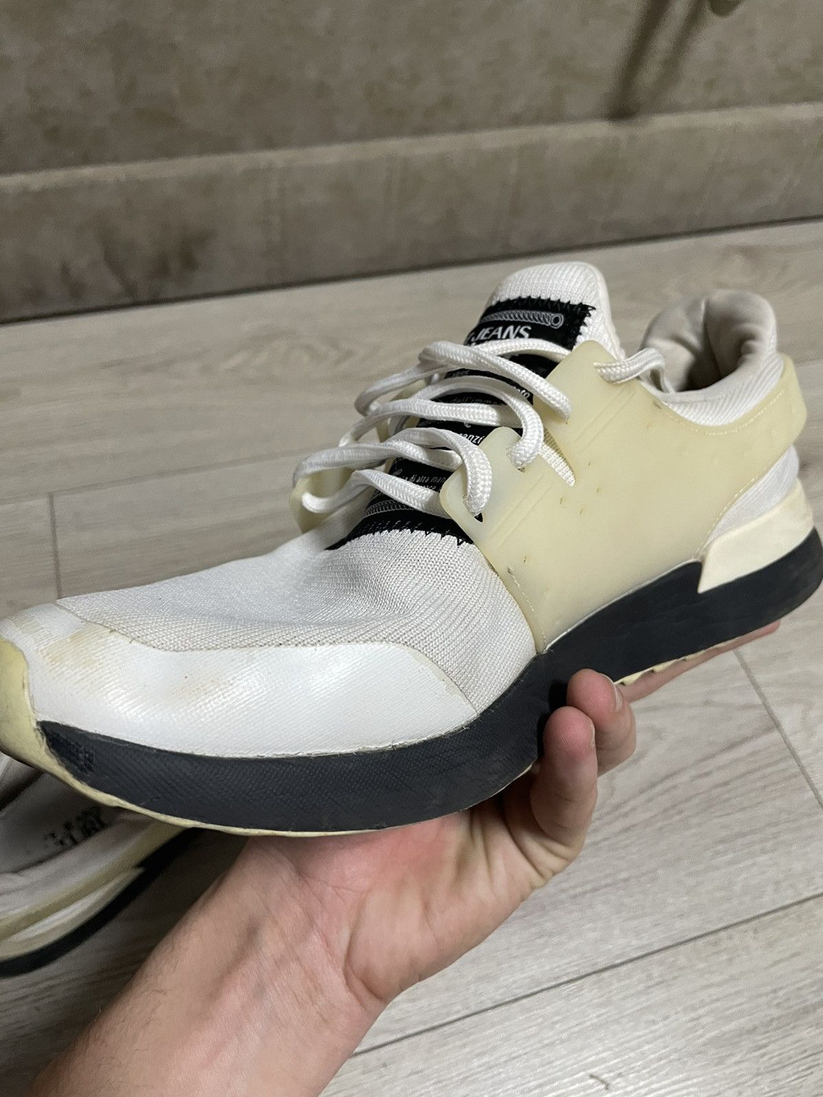 Versace Versace Jeans Couture White Sneakers Size 43 Vintage Size US 10 / EU 43 - 8 Thumbnail