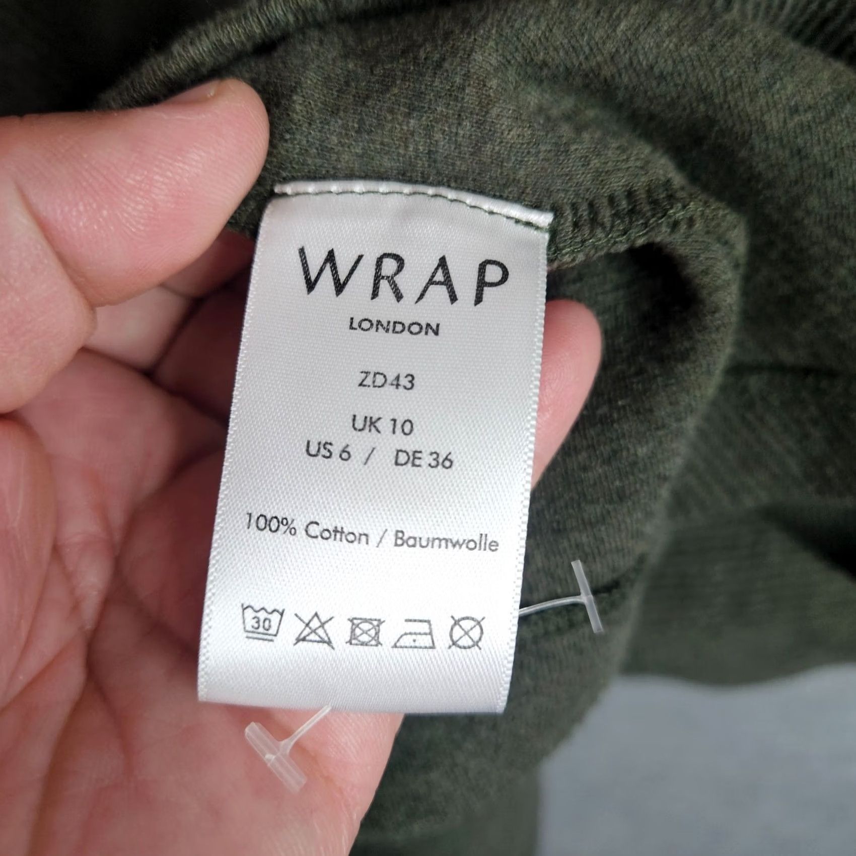 Vintage WRAP LONGON Women’s Green Cotton Sweatshirt Dress Size 6 Shirt Adult Size 6 Green All season Casual A-Line Long Sleeve Pullover Crew Neck Size M / US 6-8 / IT 42-44 - 7 Thumbnail