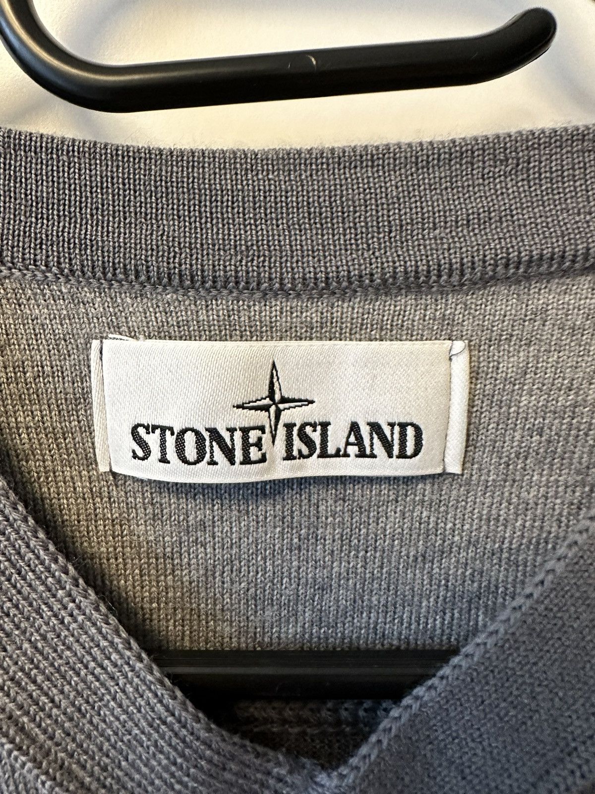 Stone Island Stone Island v neck wool jumper grey sweater Size US S / EU 44-46 / 1 - 3 Thumbnail