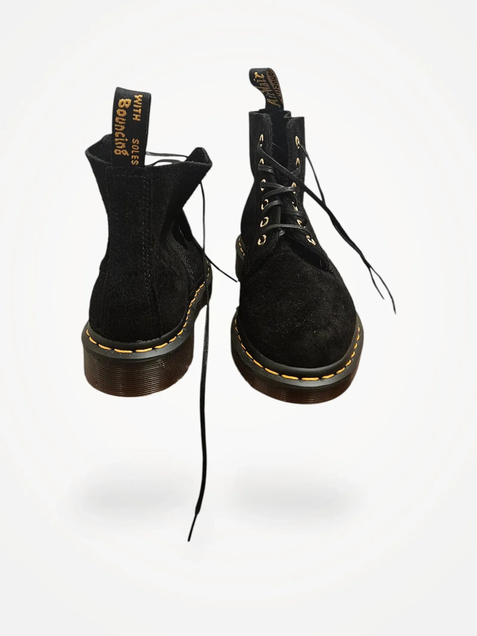 Dr. Martens Dr. Martens Boots Size US 6 / IT 36 - 1 Thumbnail