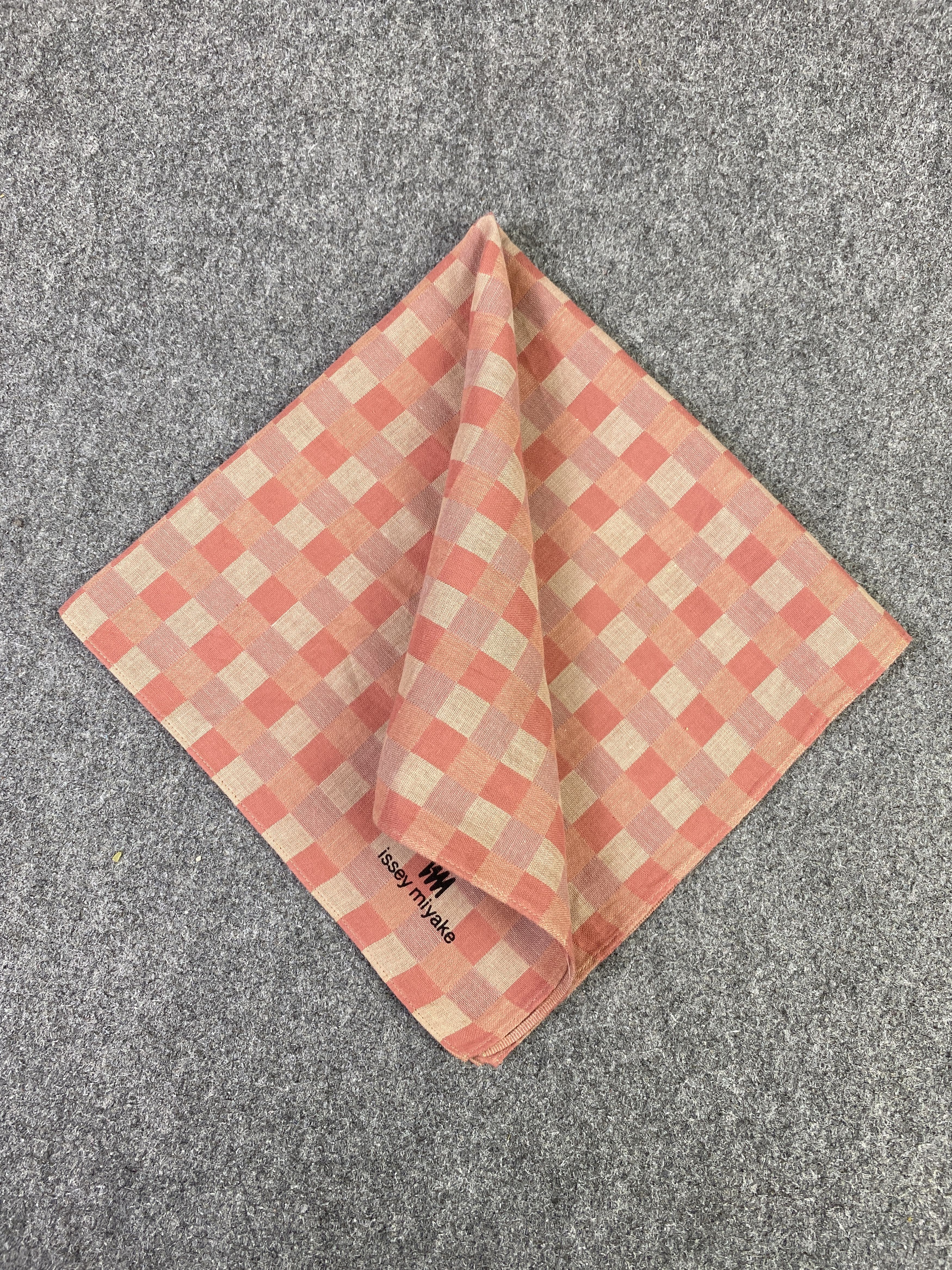 Issey Miyake Vintage Issey Miyake Handkerchief / Neckerchief KT0142 Size ONE SIZE - 3 Thumbnail