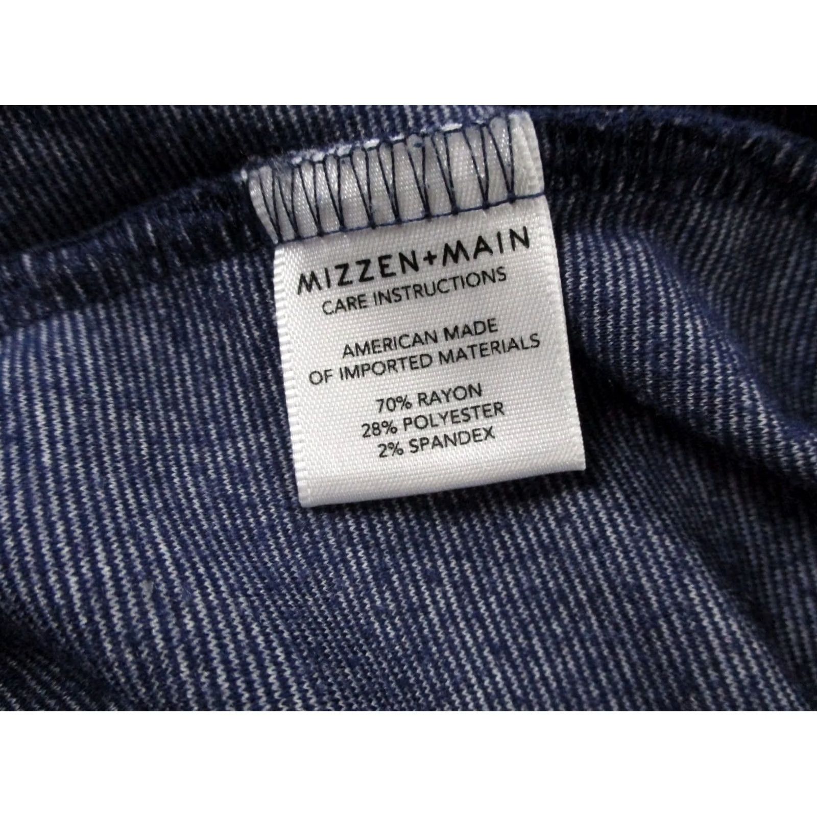 Mizzen+Main Mizzen+Main Jacket Mens L Trim Fit Blue Pullover Performance Knit Zip Closure Regular Fit Casual Seasonal Spring Fall USA Made Size US L / EU 52-54 / 3 - 5 Thumbnail