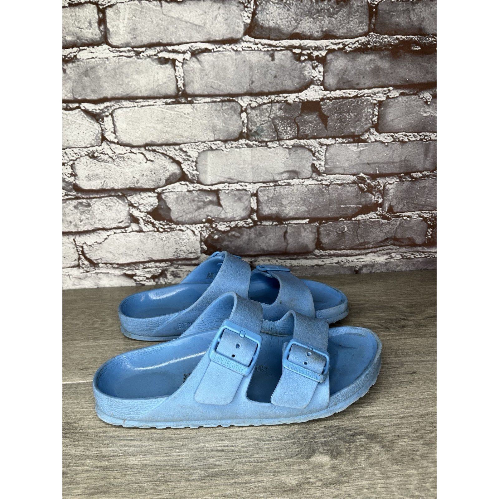 Birkenstock Birkenstock Arizona Essentials Baby Blue Lightweight Sandals Size US 7.5 / IT 37.5 - 12 Thumbnail